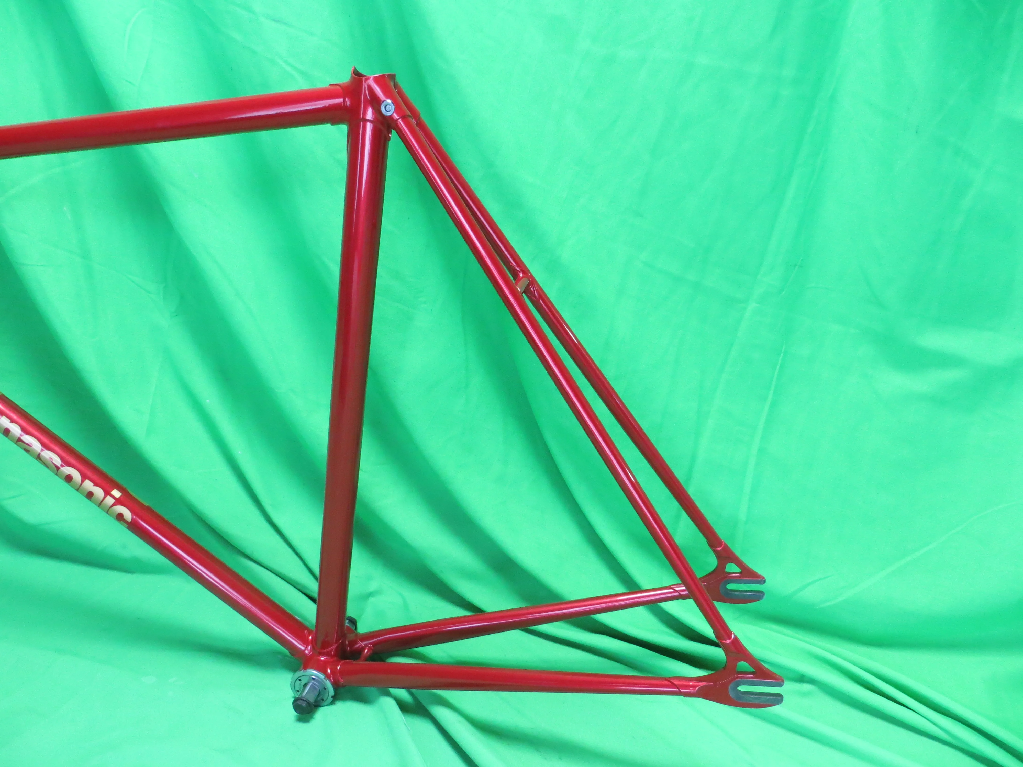PANASONIC // Red Metallic // 54.5cm #2 - Image 8