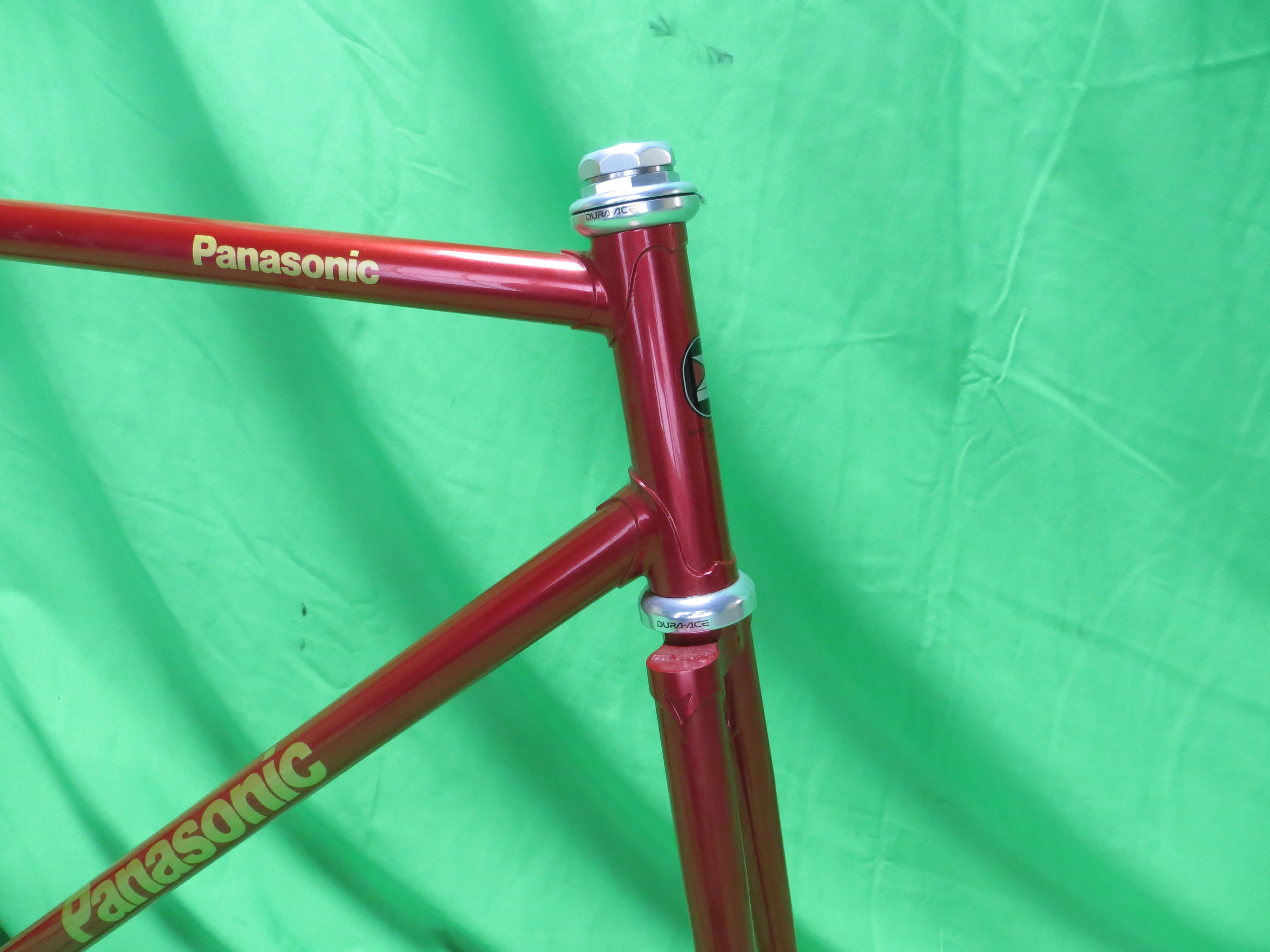 PANASONIC // Red Metallic // 54.5cm - Image 9