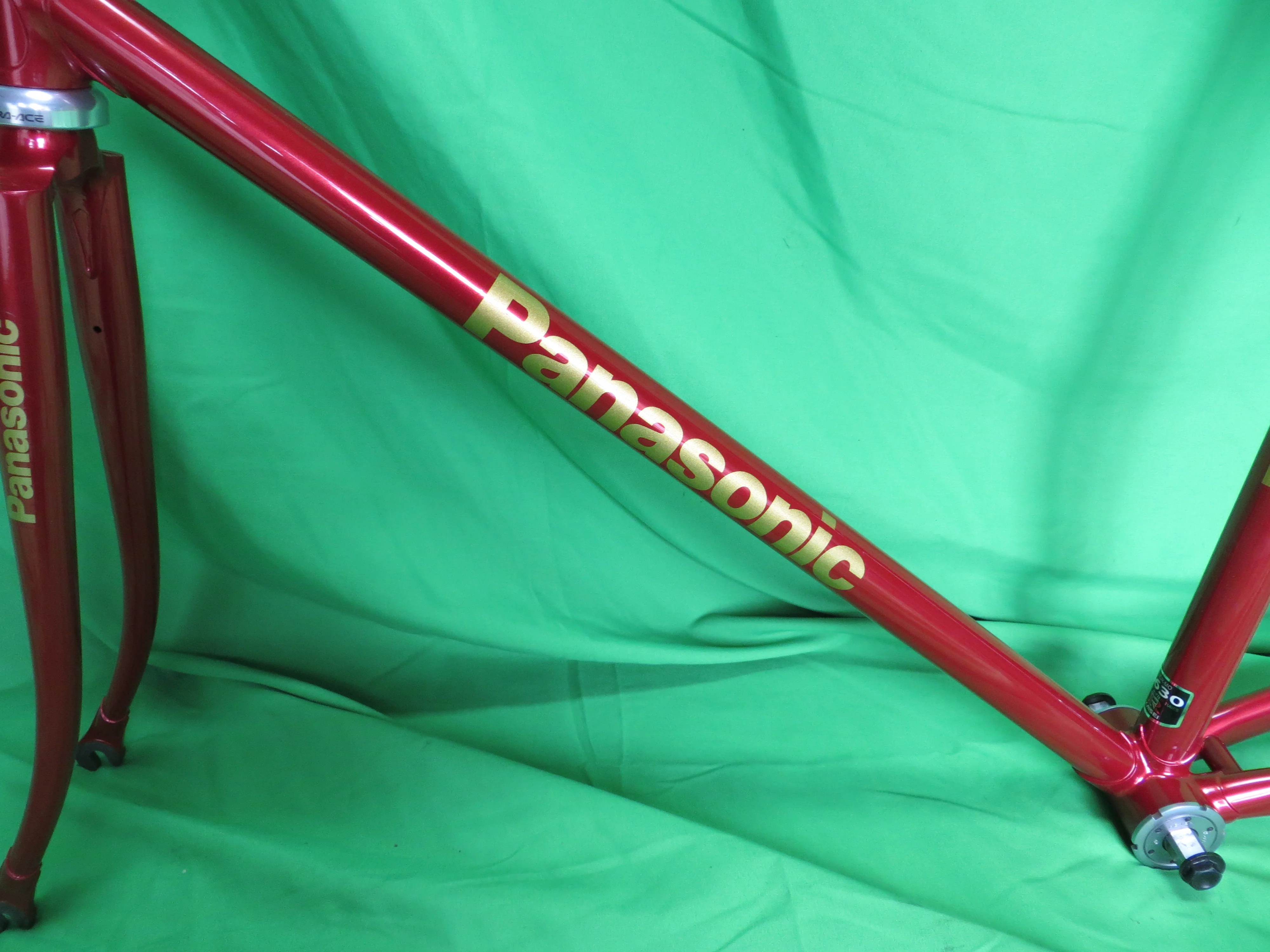 PANASONIC // Red Metallic // Kaisei 8630R // 53cm - Image 6