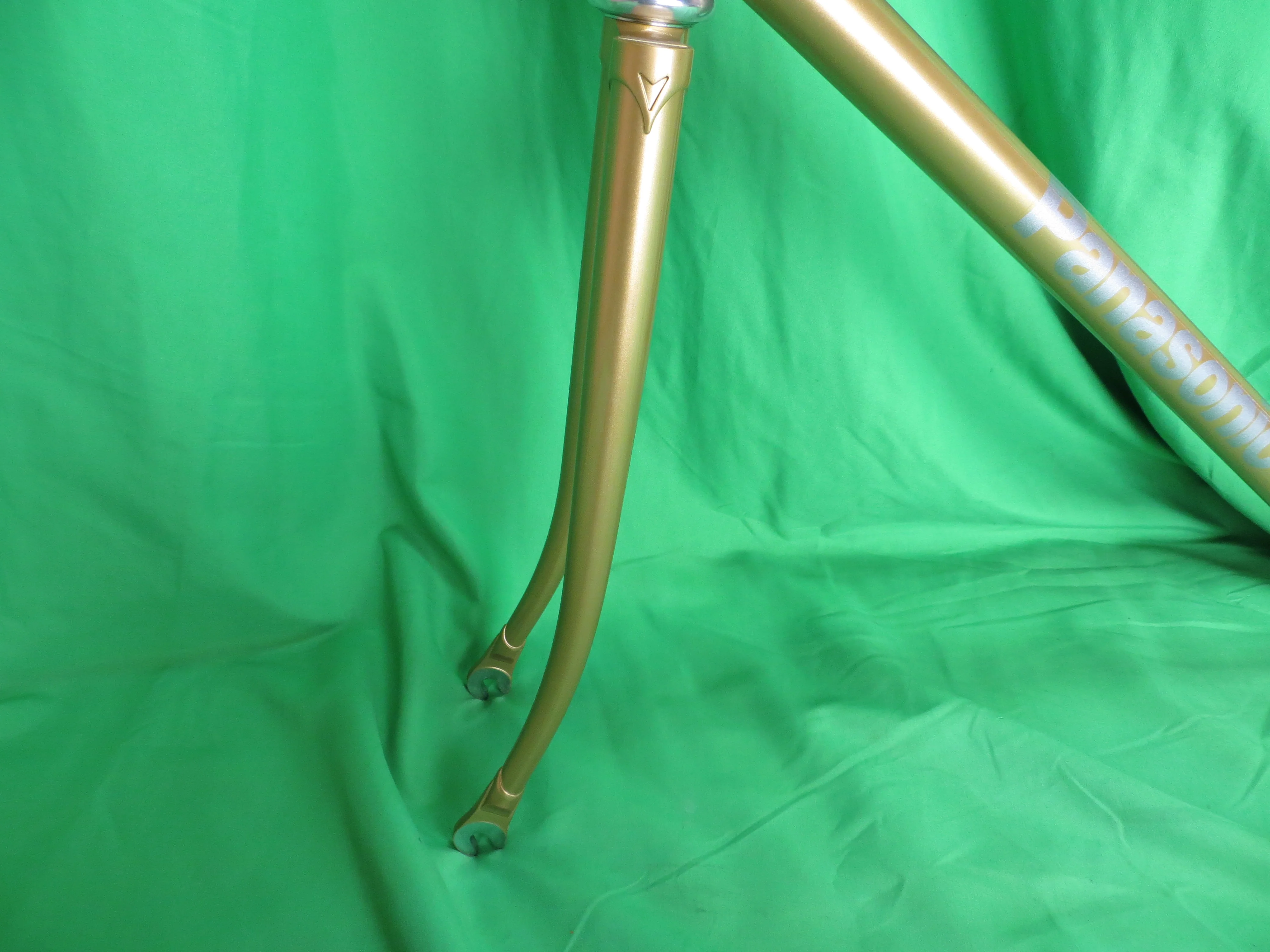 Panasonic Tange Prestige // Gold Metallic // 51.5cm - Image 3