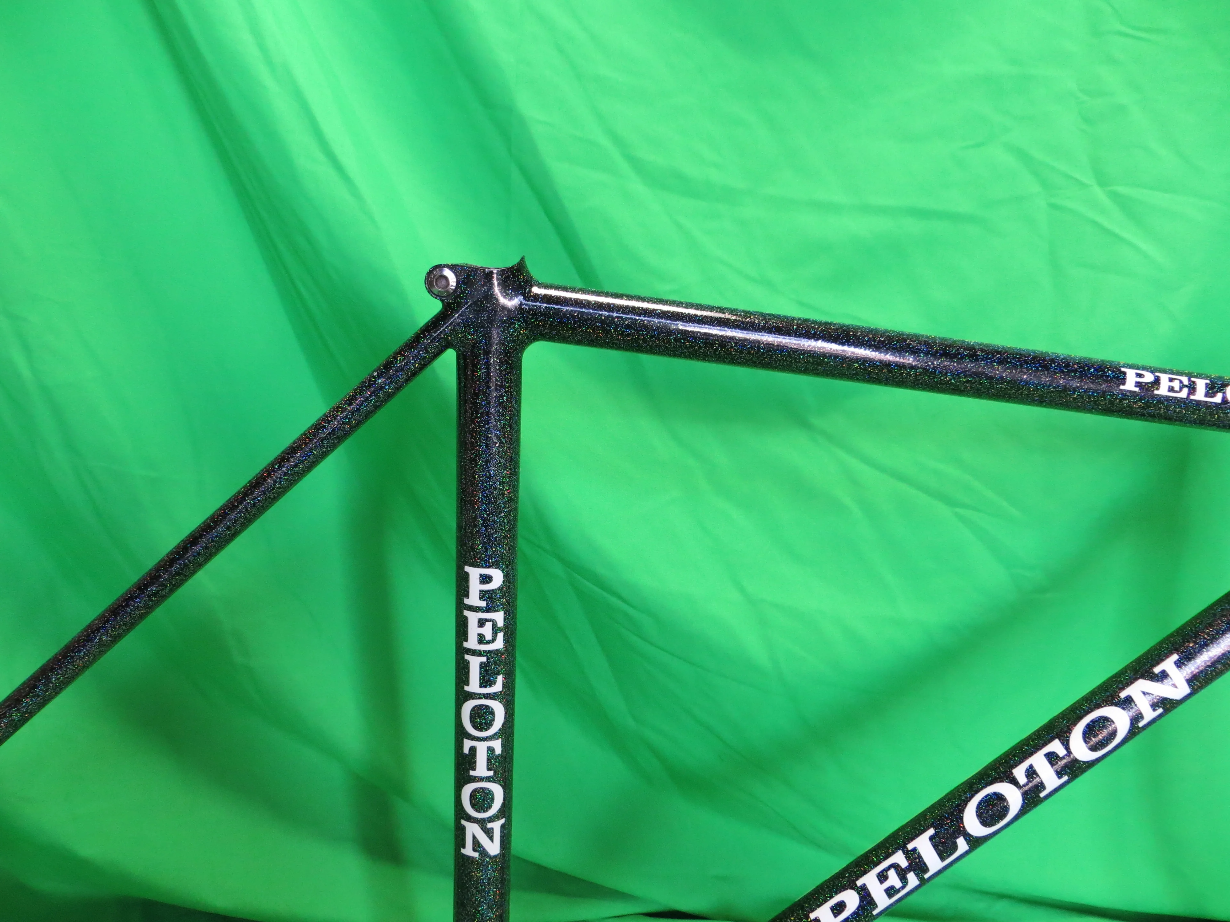 Peloton MINI // Black with Super Rainbow Flake // 48cm - Image 12