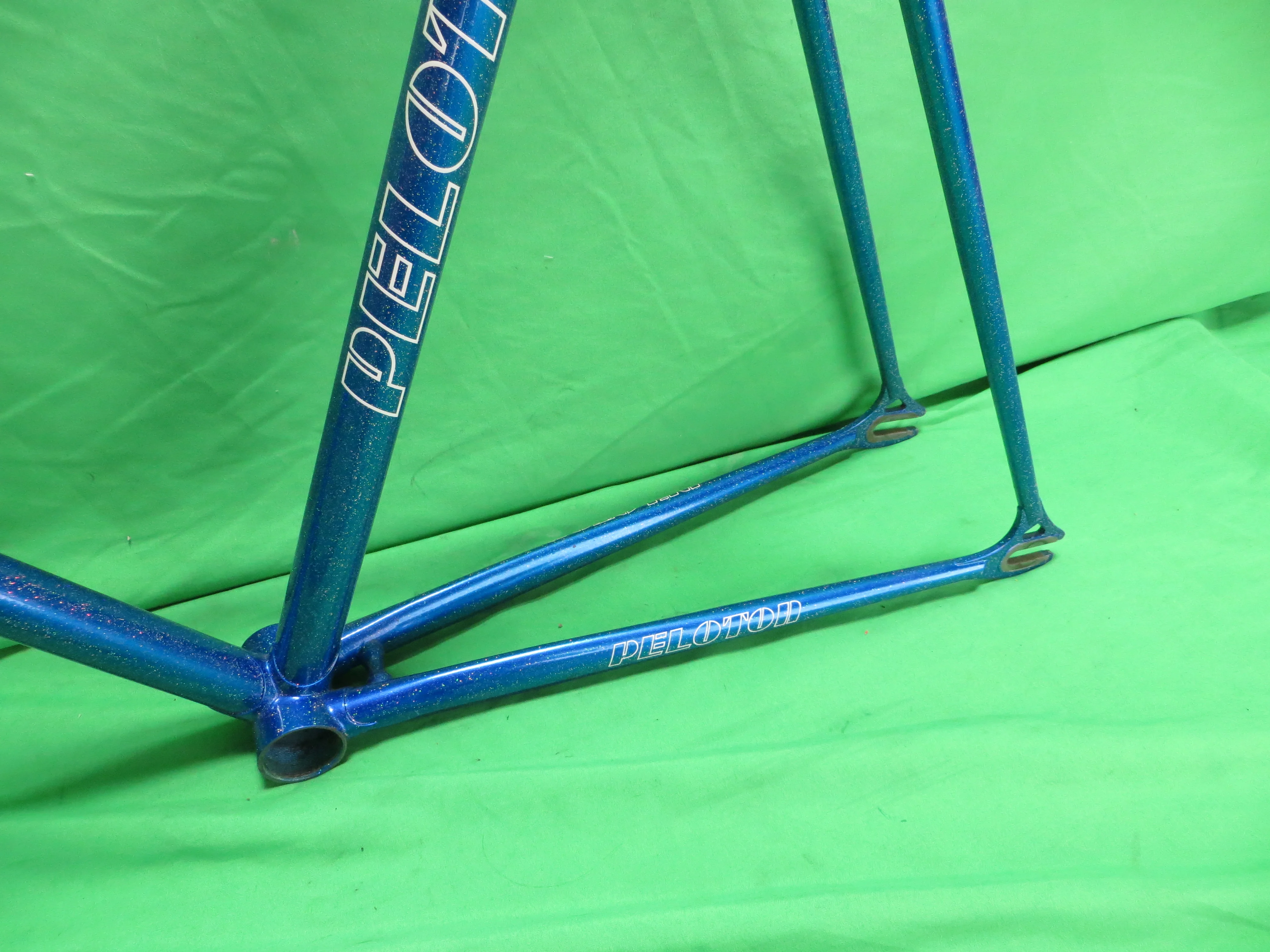 Peloton // Blue with Rainbow Flake // 52.5cm // For Repairs - Image 6