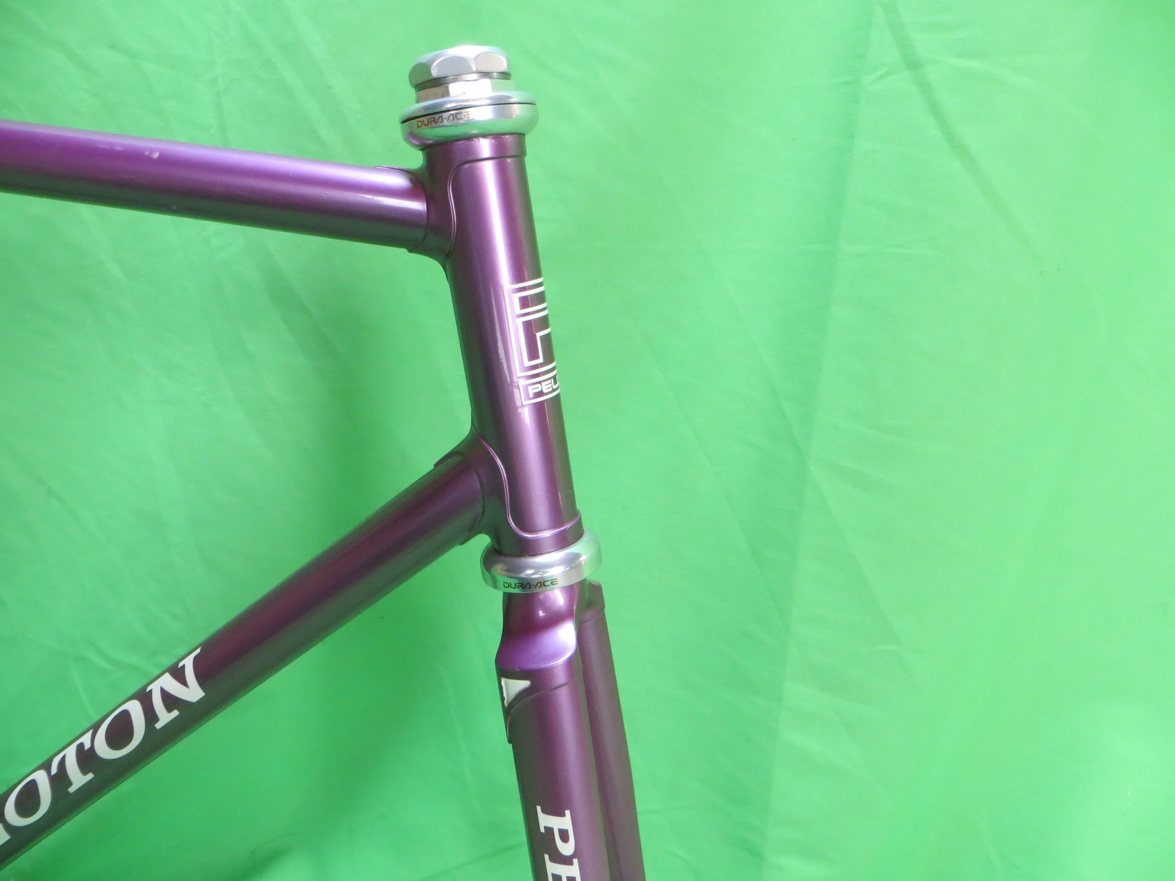Peloton //Pinkish Purple Metallic // 55cm - Image 10
