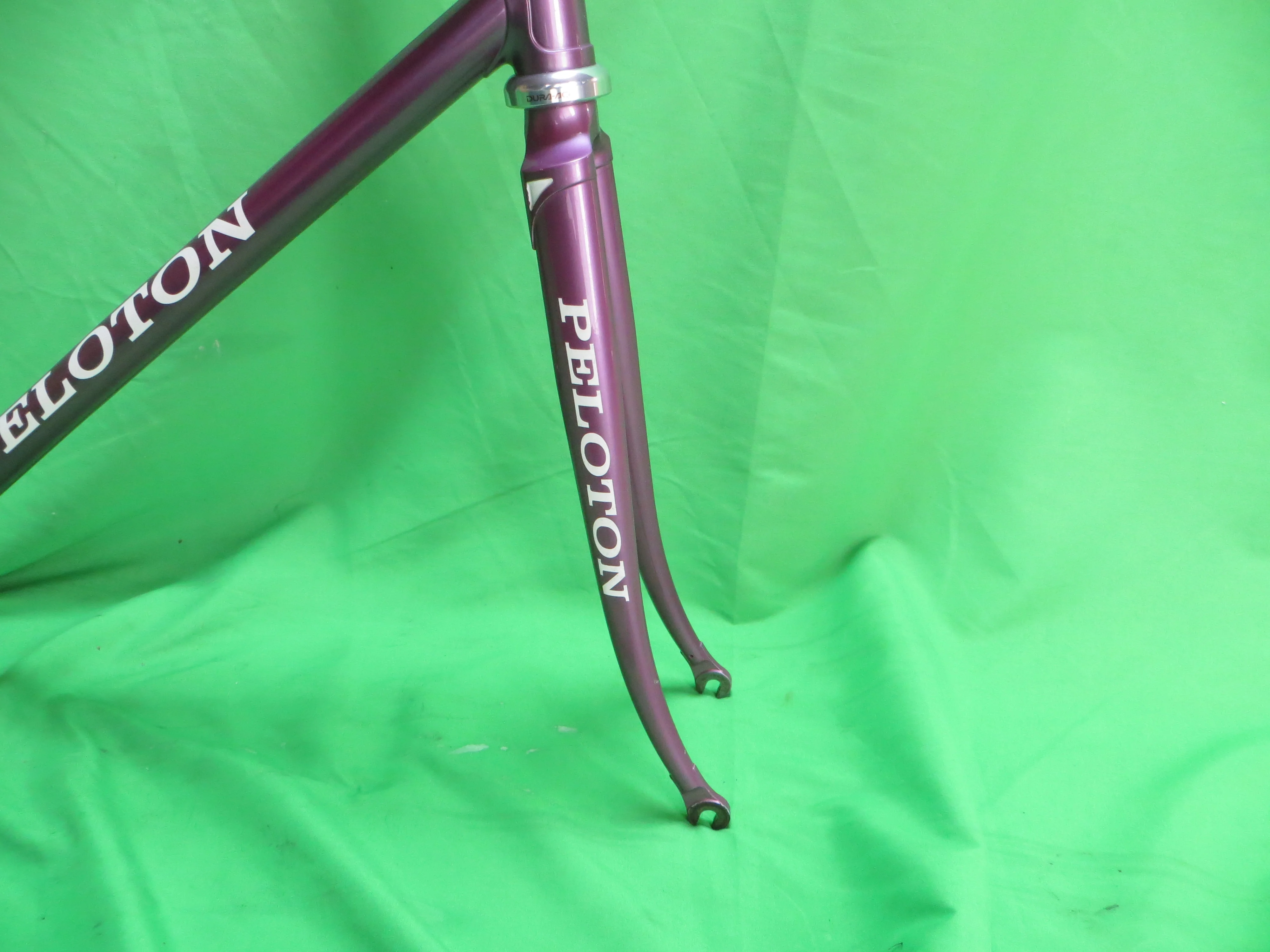 Peloton //Pinkish Purple Metallic // 55cm - Image 11