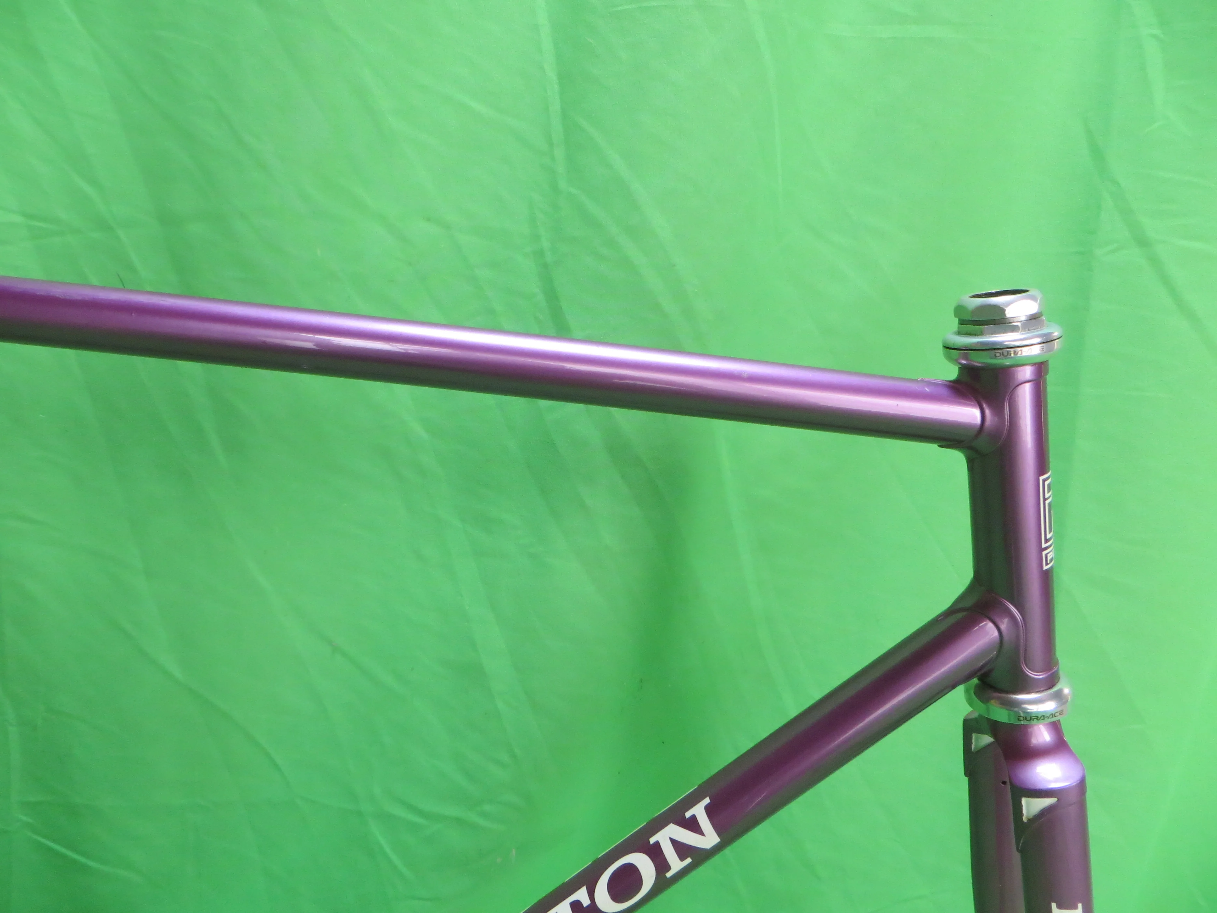Peloton //Pinkish Purple Metallic // 55cm - Image 12