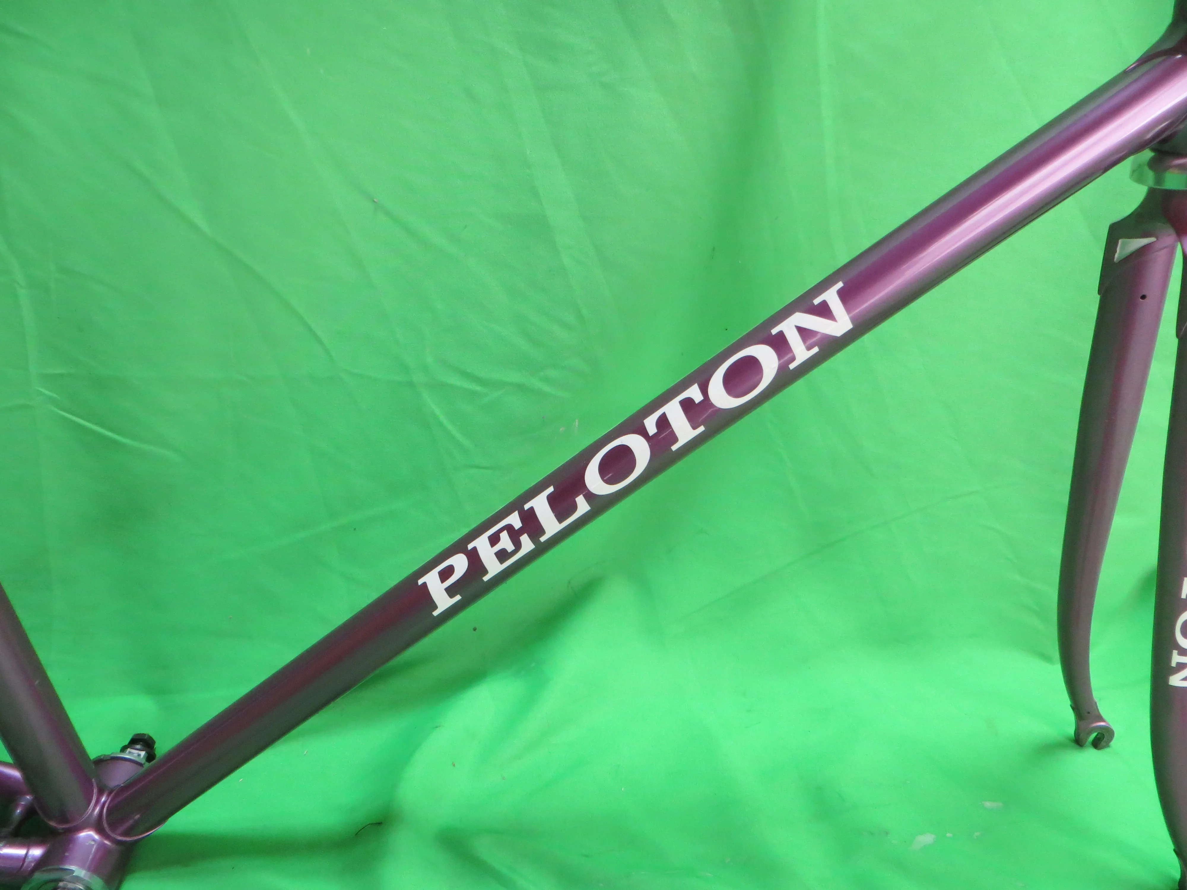 Peloton //Pinkish Purple Metallic // 55cm - Image 14