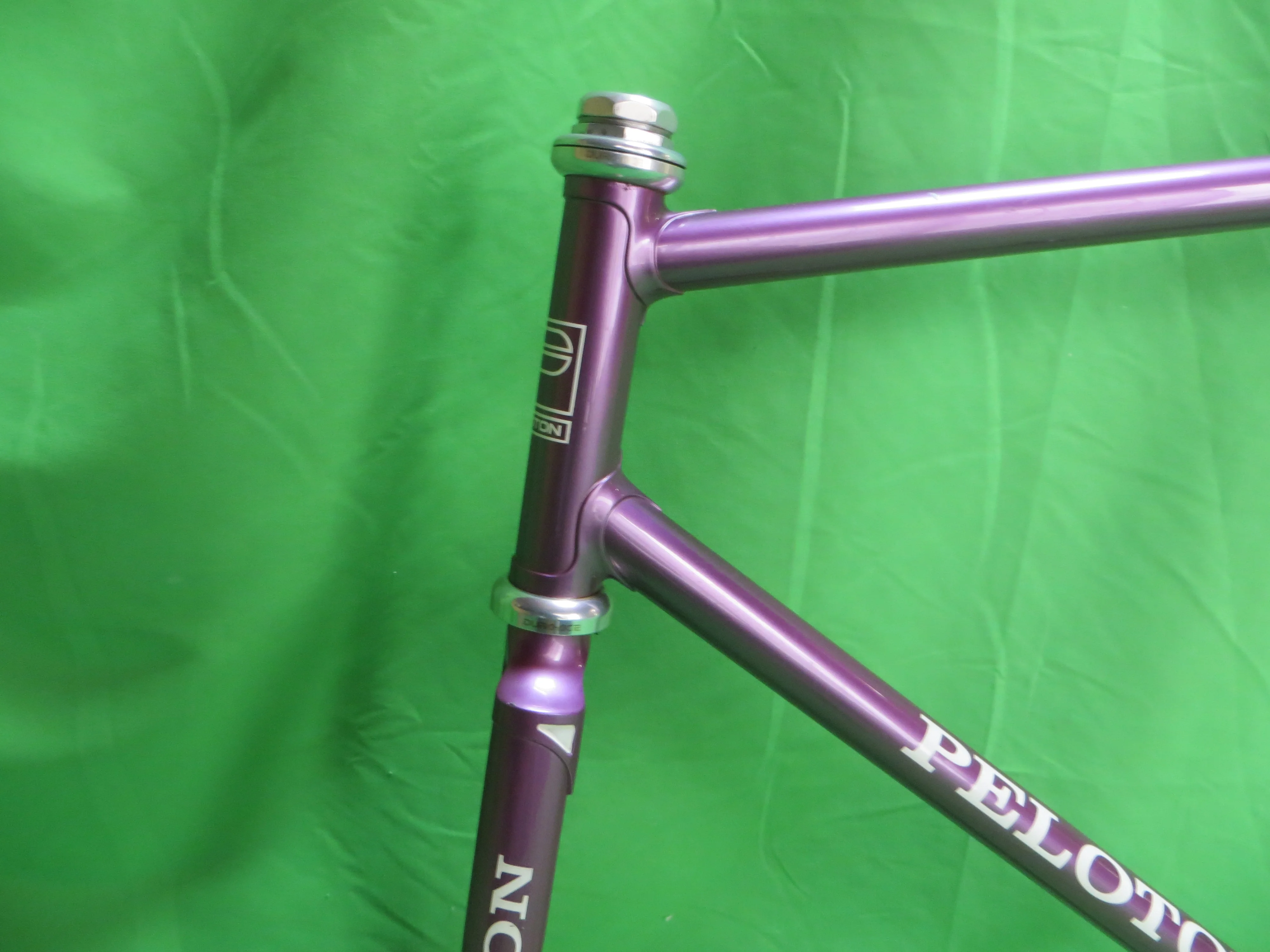 Peloton //Pinkish Purple Metallic // 55cm - Image 2
