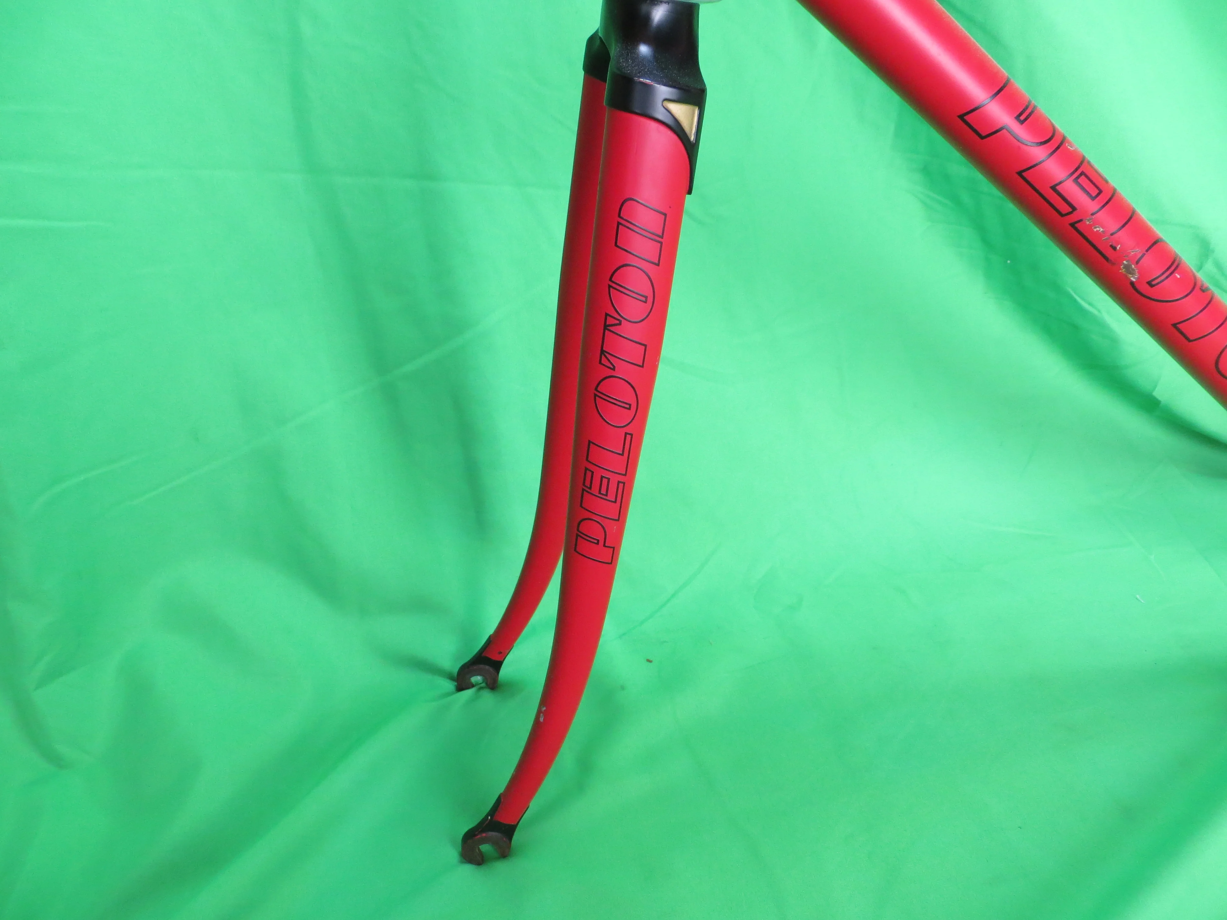 PELOTON // Matte Red / Black Lugs // 54cm - Image 3