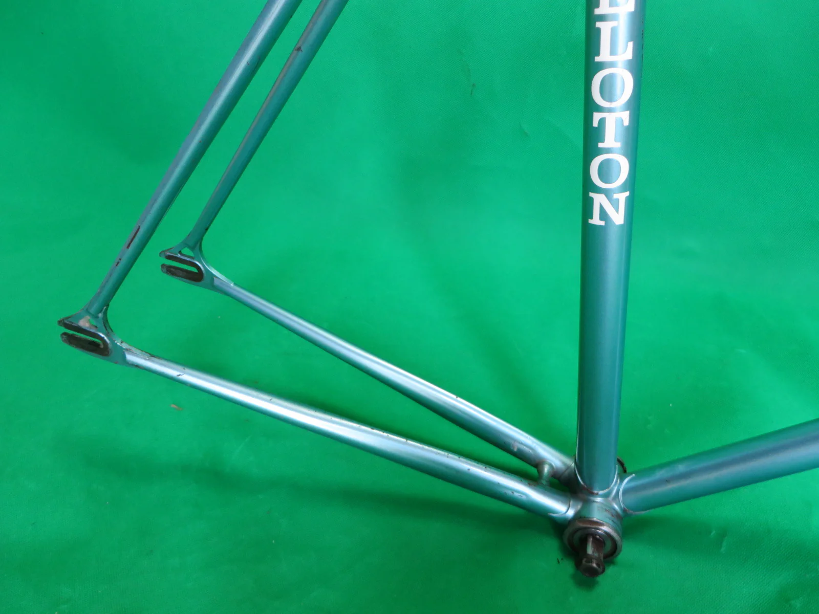 PELOTON // Metallic Sky Blue // 53.5cm - Image 14