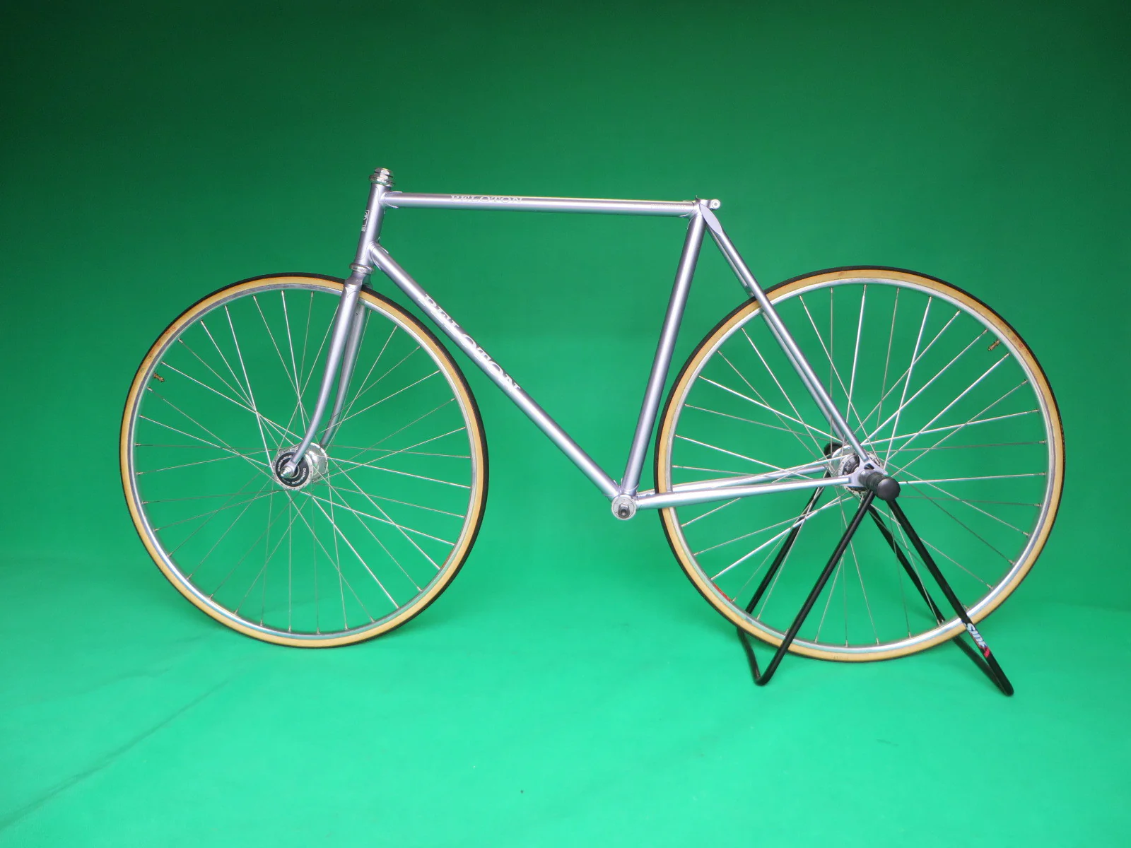PELOTON | purplish-silver metallic | 52cm - Image 16