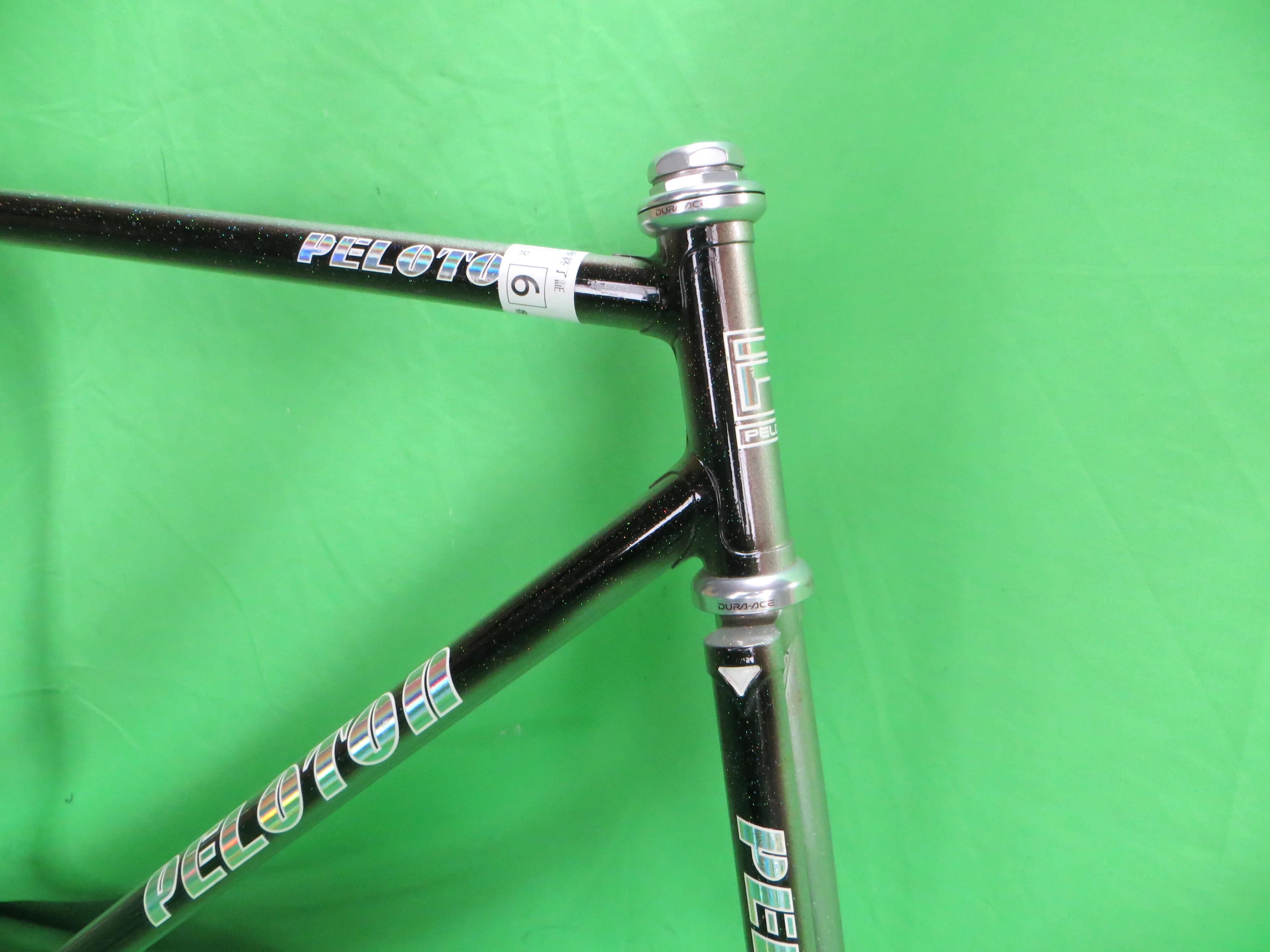Peloton // Mach Silver Black Fade with Rainbow Flake // 52.5cm - Image 9