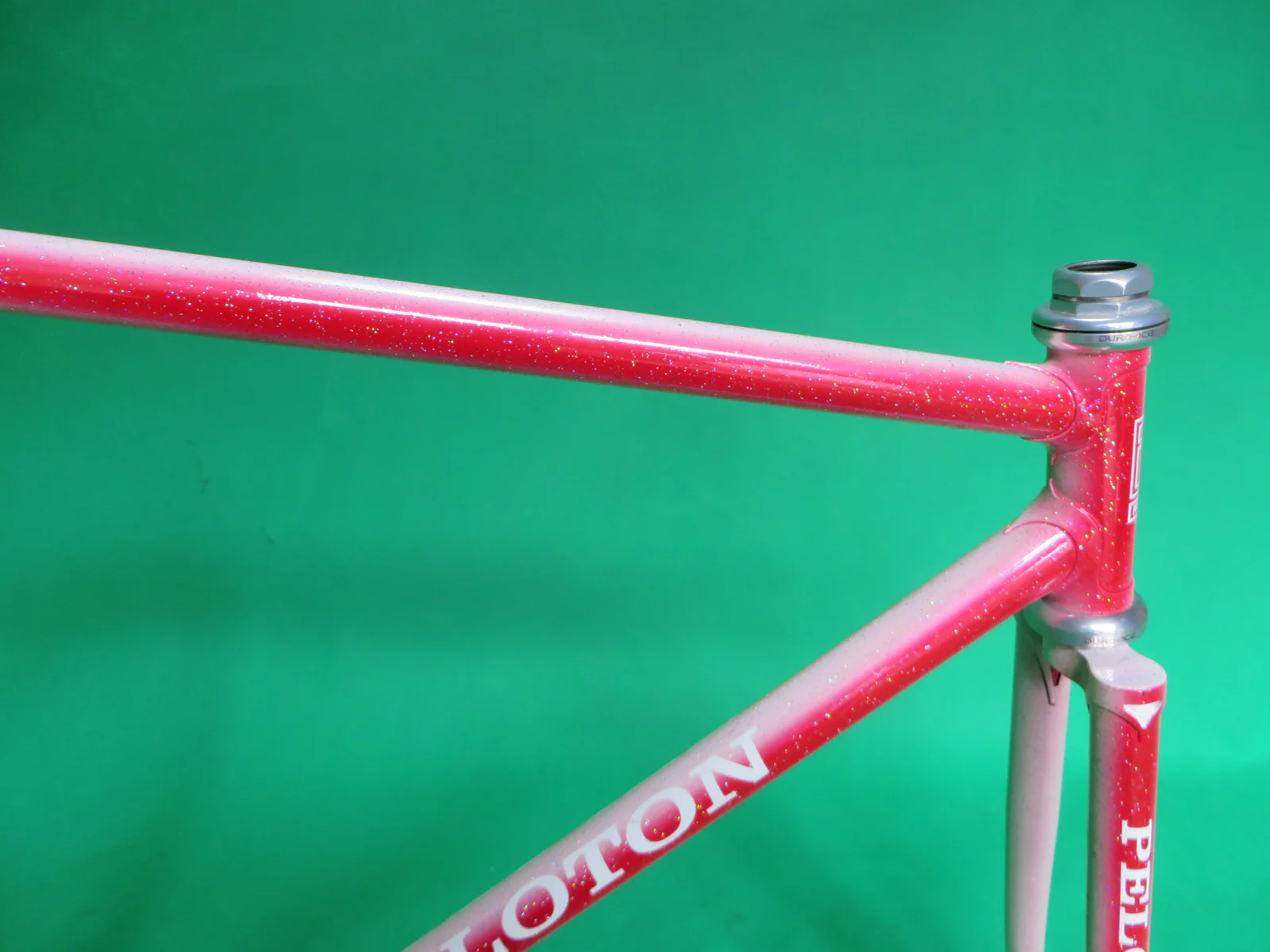 PELOTON // White-Red Fade // 50.5cm - Image 11