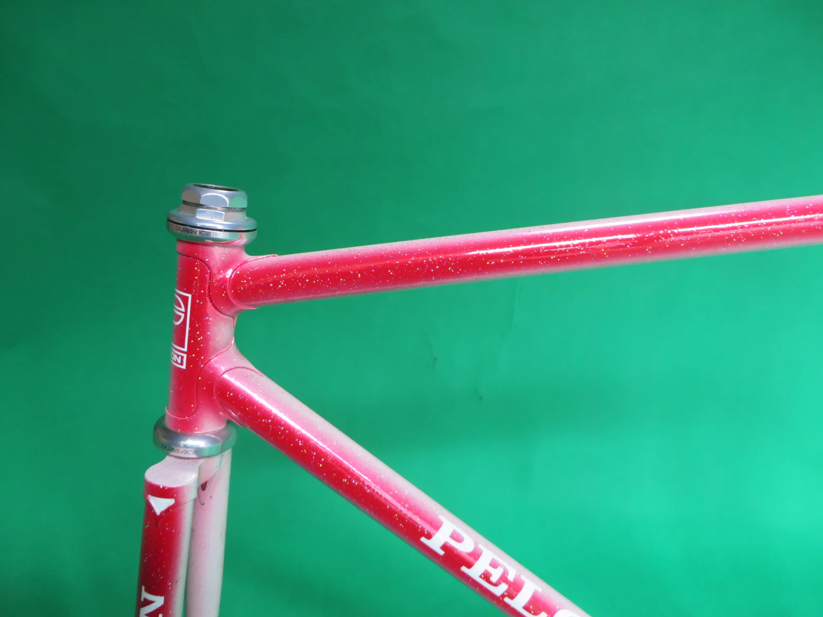 PELOTON // White-Red Fade // 50.5cm - Image 4