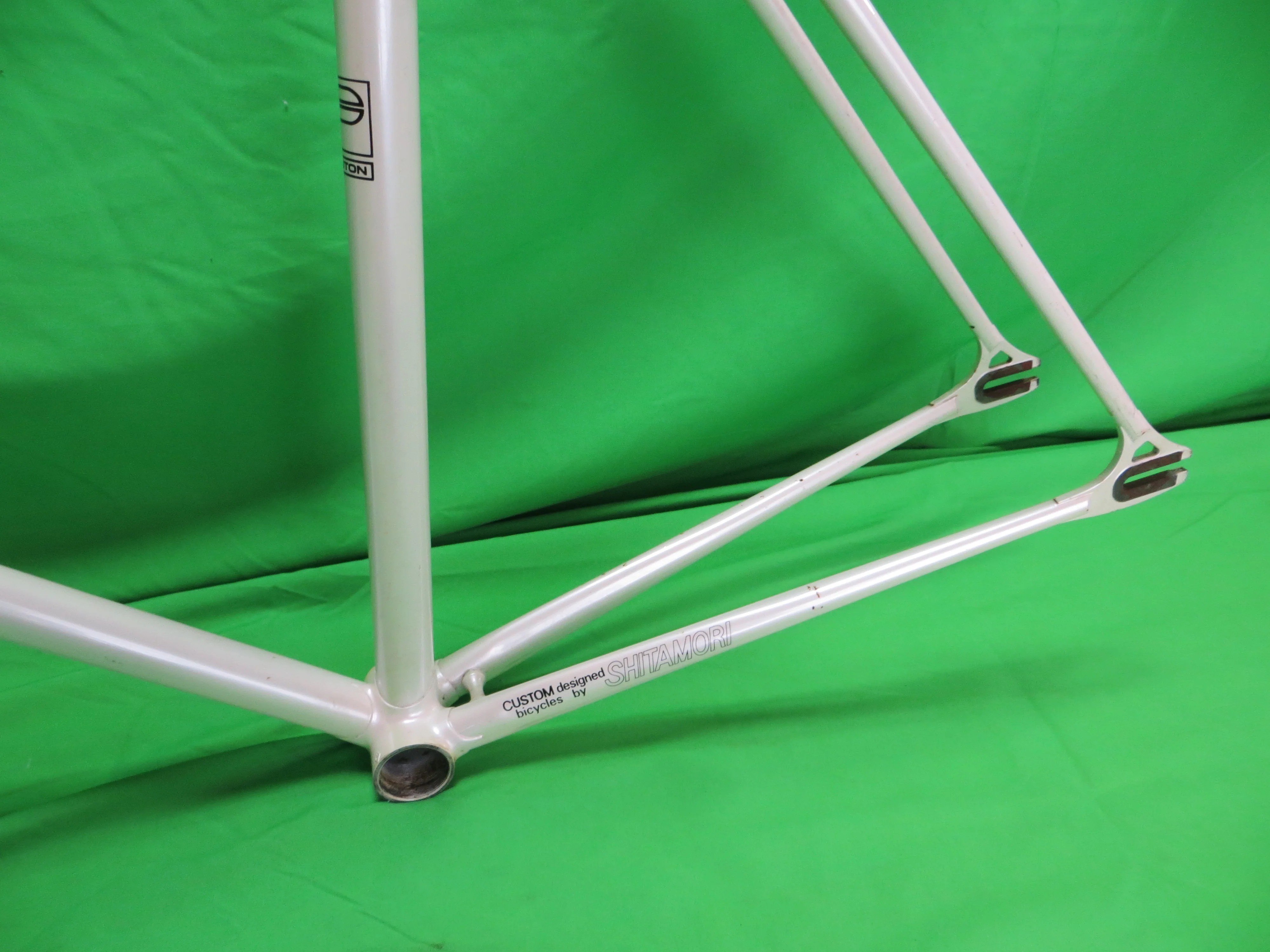 Vintage PELOTON // White // 52cm - Image 7