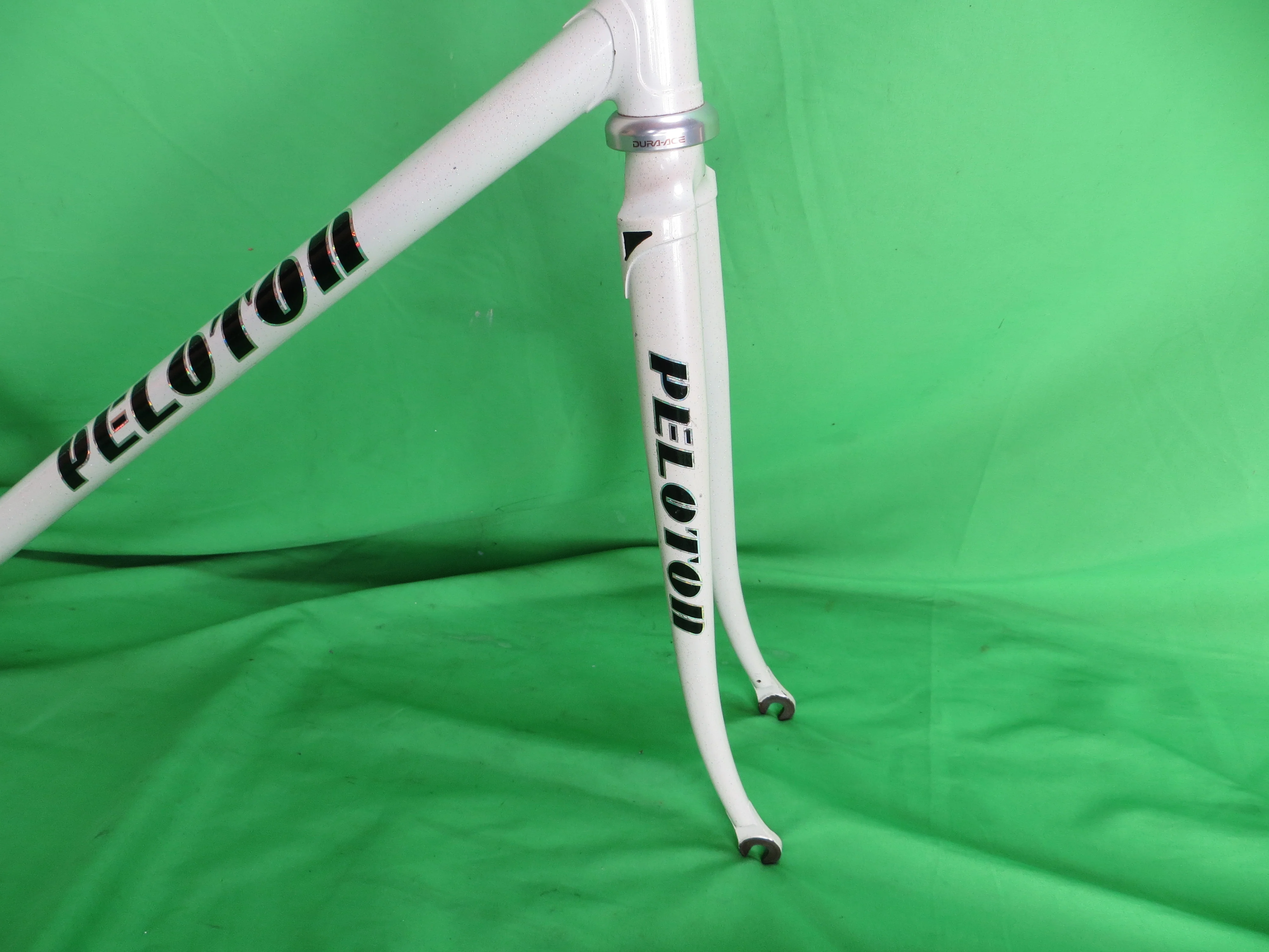 Peloton // White with Rainbow Flake // 56cm - Image 10