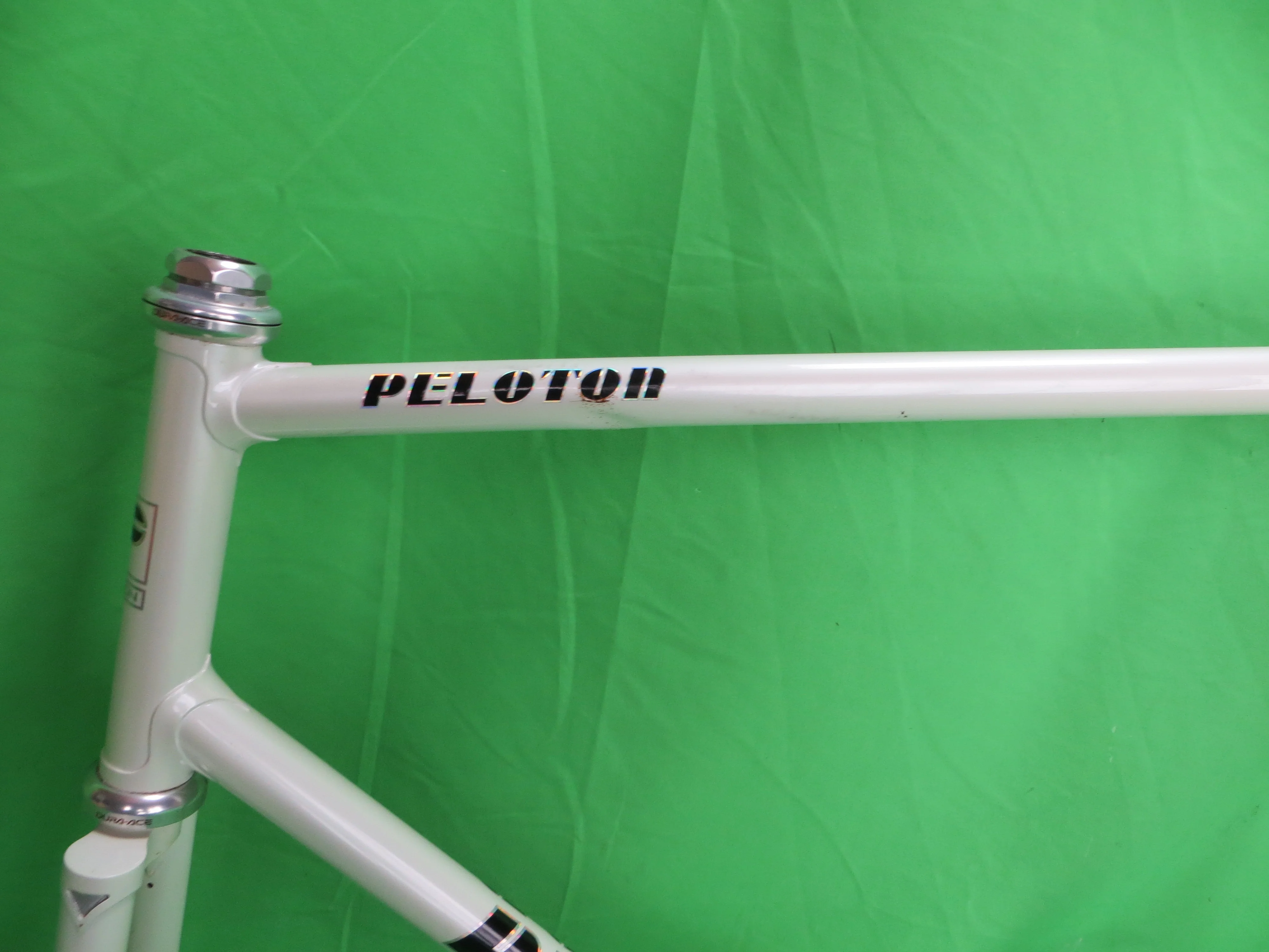 Peloton // White // 57.5cm - Image 3