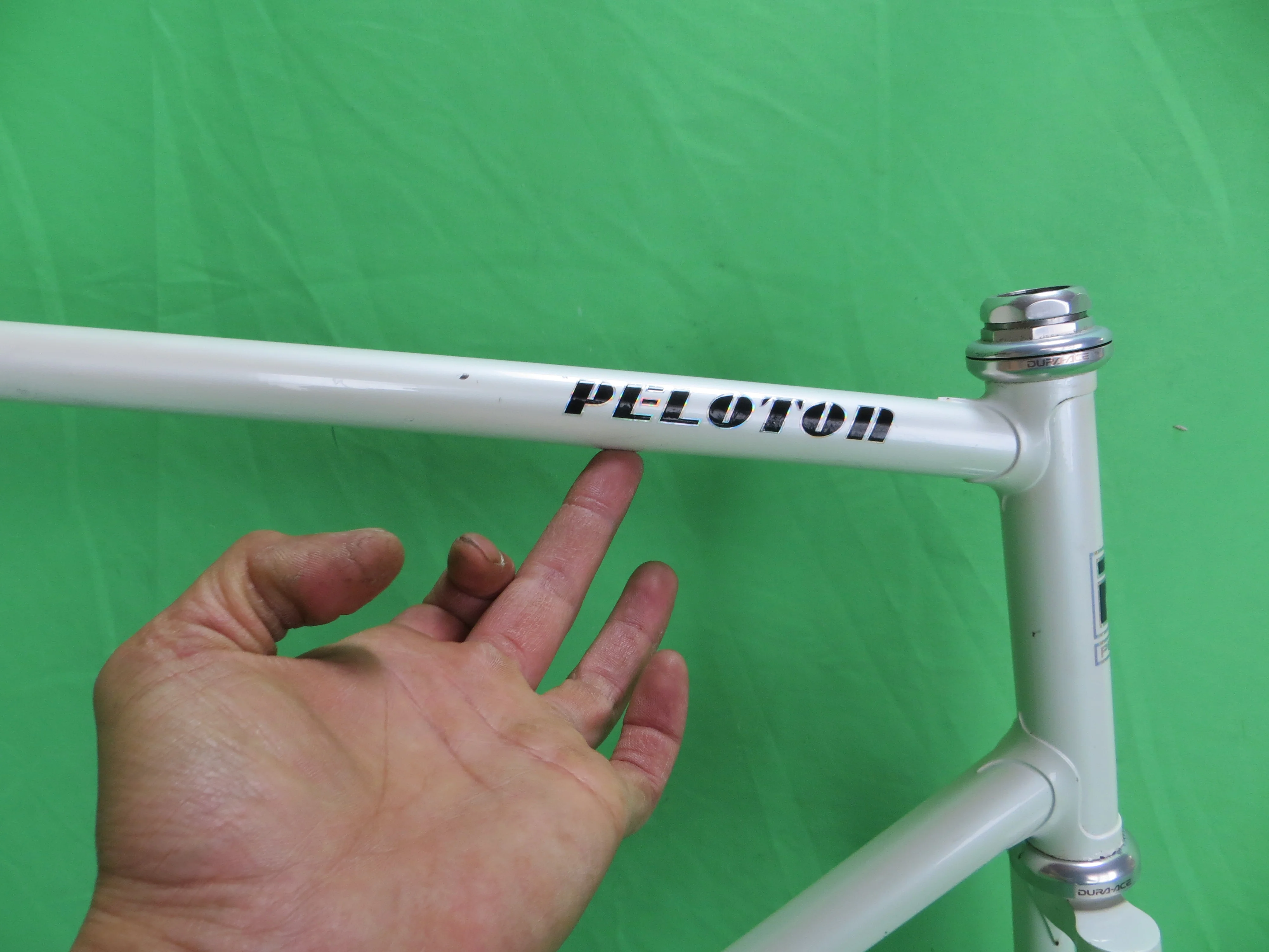 Peloton // White // 57.5cm - Image 9