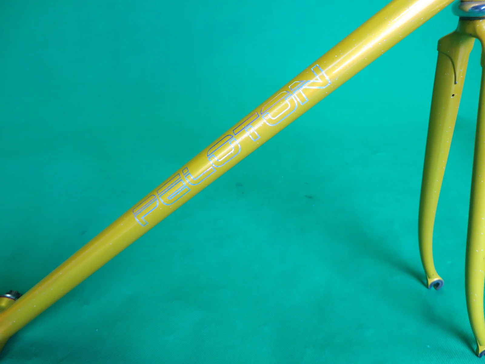 PELOTON | yellow with rainbow flake 2005 | 52cm - Image 13