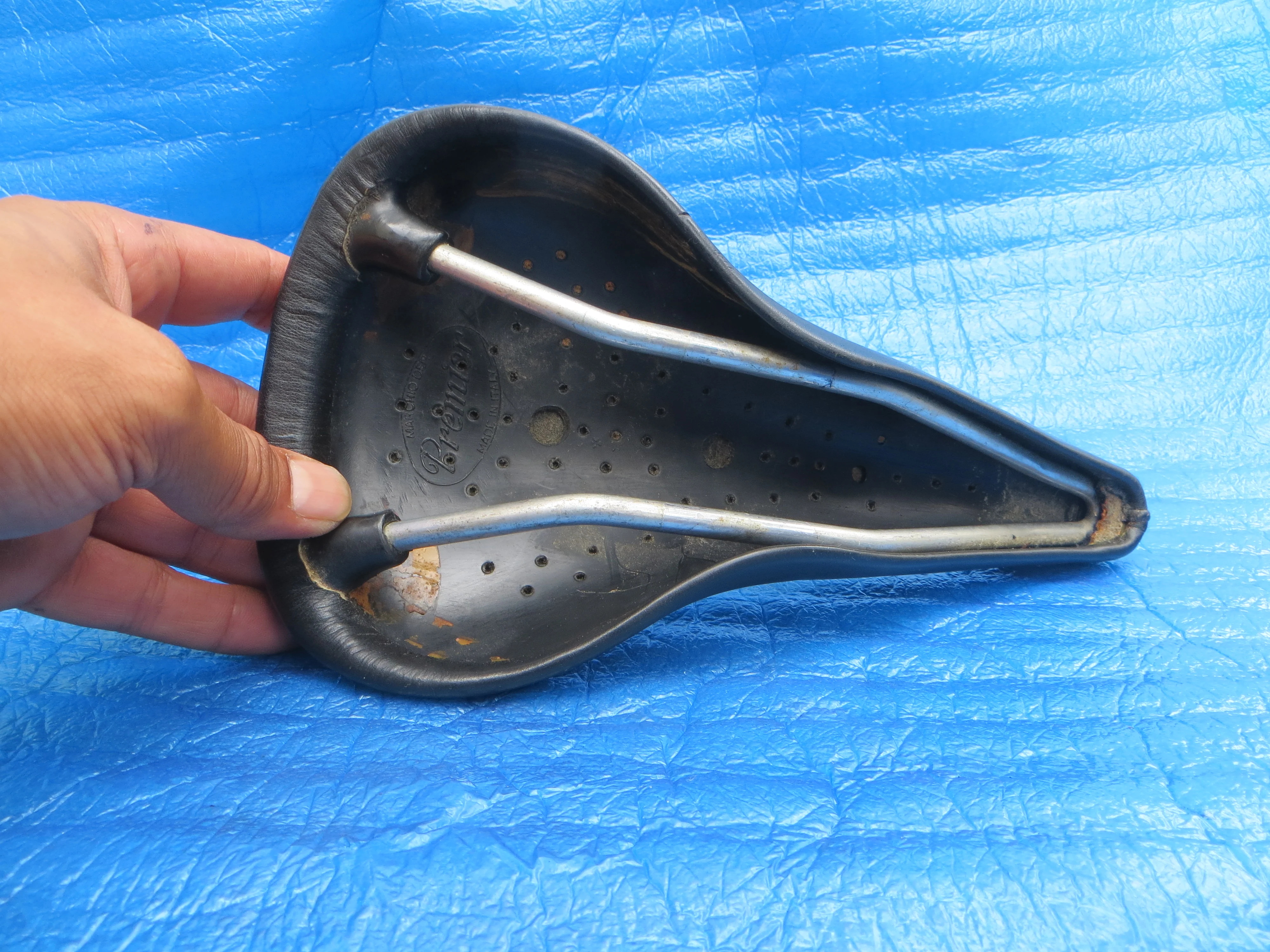Premier SL 220 saddle 44mm Rail Unpadded Saddle Non NJS (25091401) - Image 5