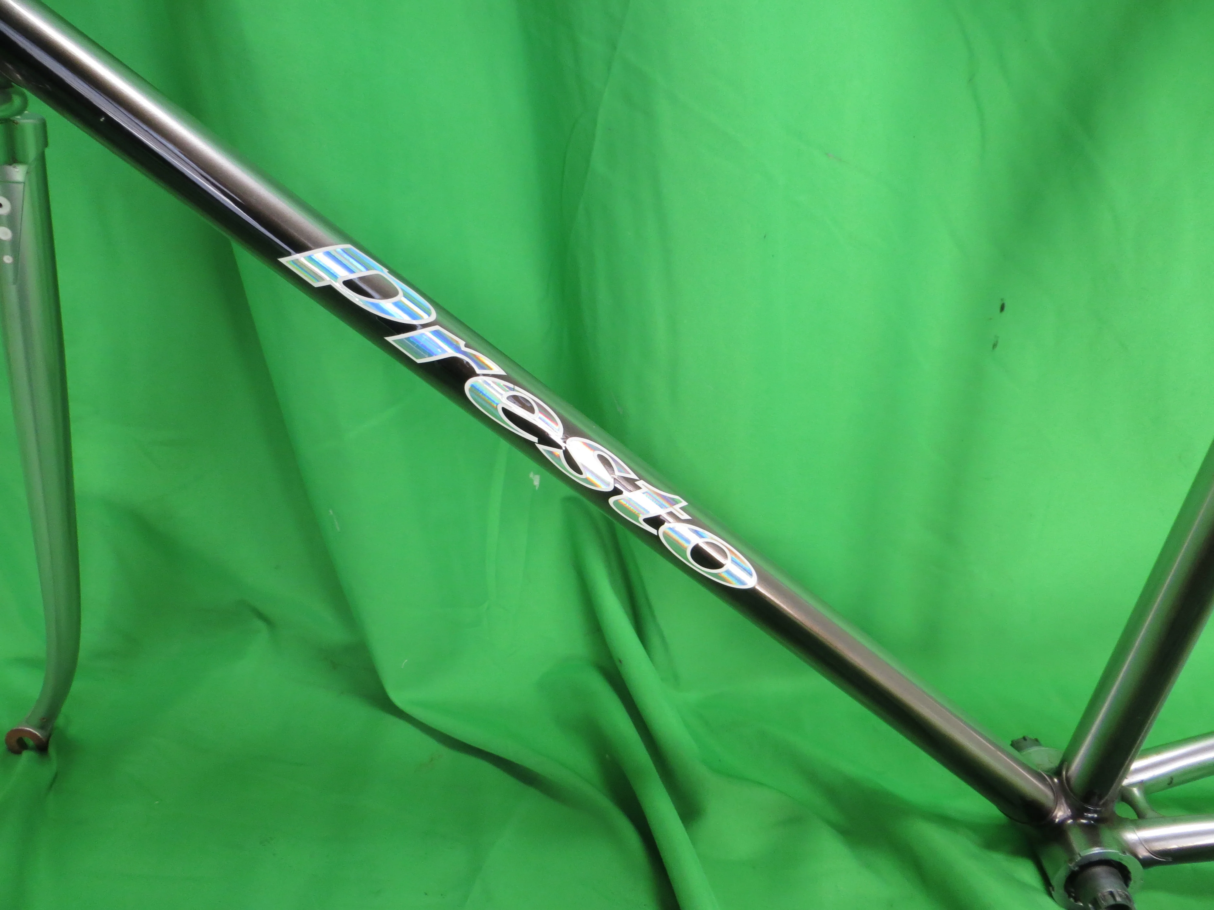 PRESTO // Black / Mach Silver Fade // 52.5cm - Image 6