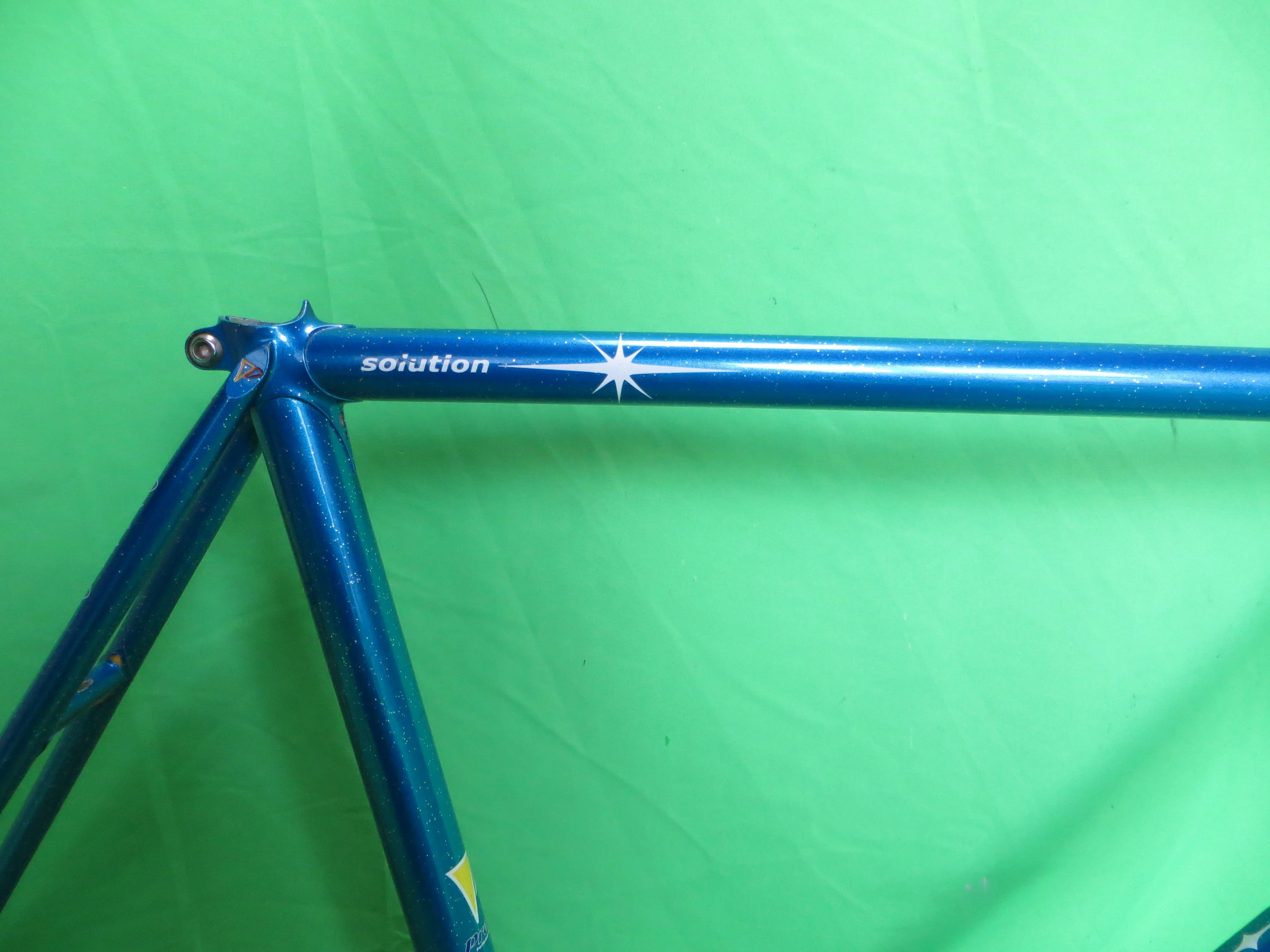 Presto // Blue metallic with Silver Flake // 52cm - Image 13