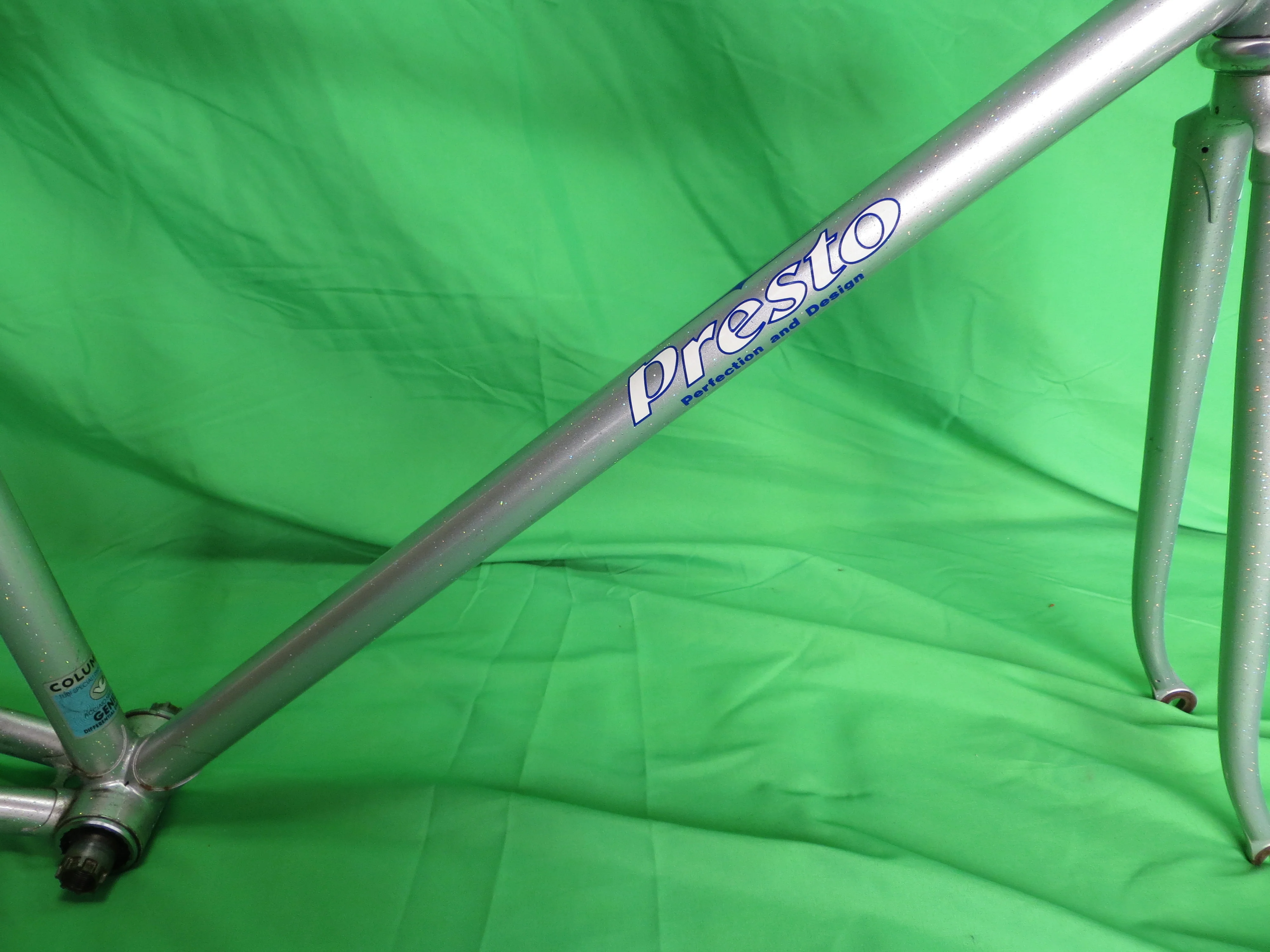 PRESTO Columbus Genius // Bluish Silver with Rainbow Flake // 52cm - Image 13
