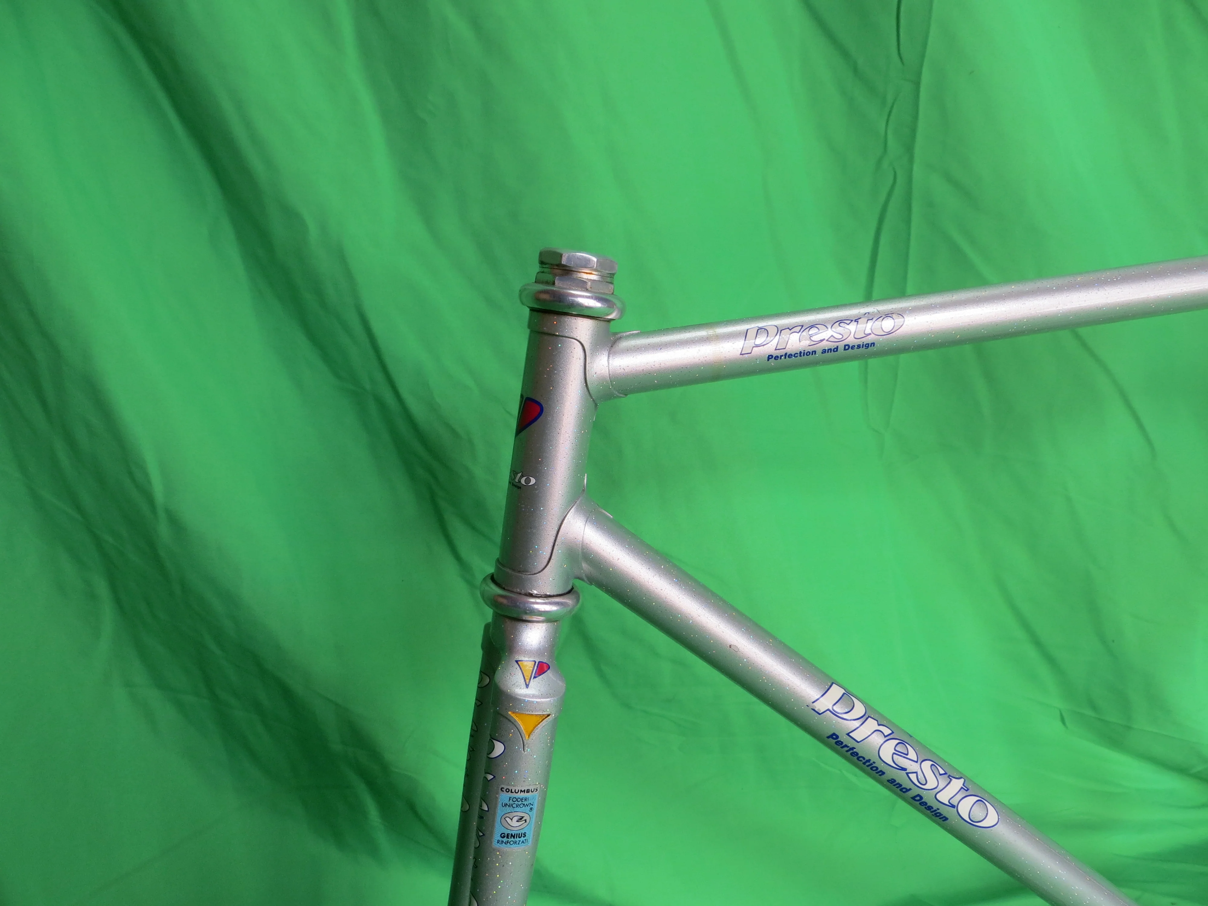 PRESTO Columbus Genius // Bluish Silver with Rainbow Flake // 52cm - Image 2