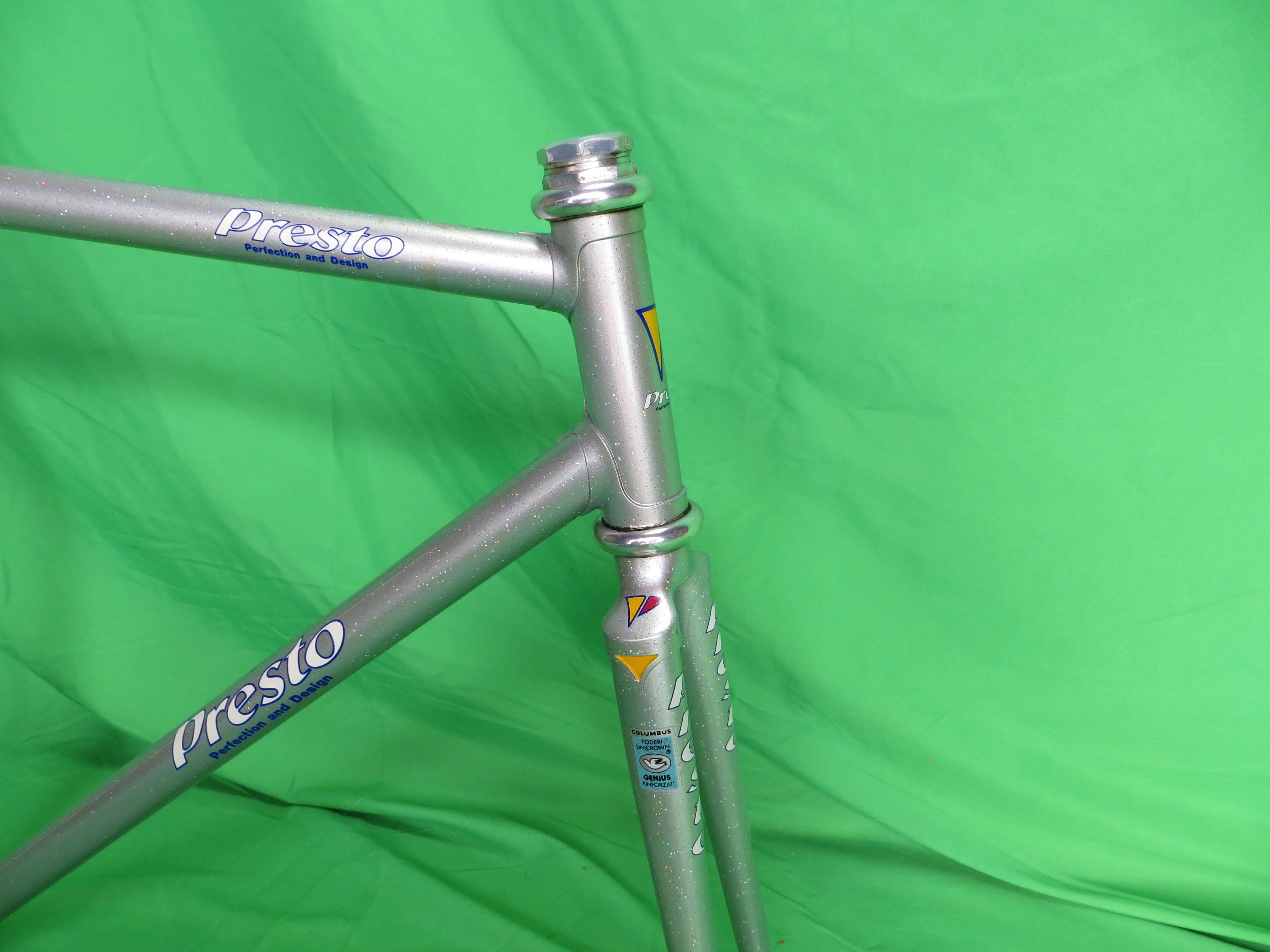 PRESTO Columbus Genius // Bluish Silver with Rainbow Flake // 52cm - Image 9