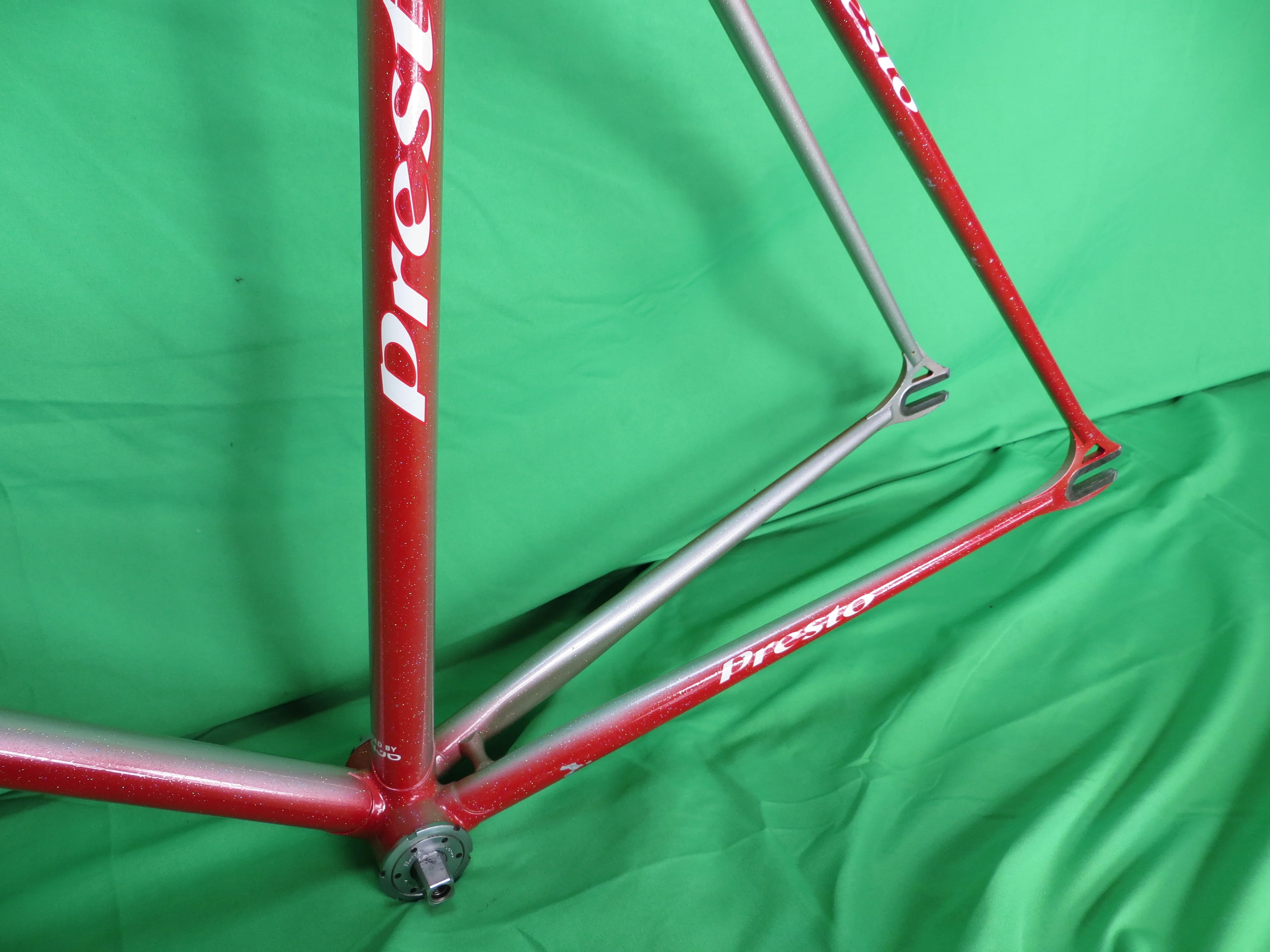 PRESTO Columbus Max Fork // Red / Silver Fade with rainbow flake  // 53cm - Image 7