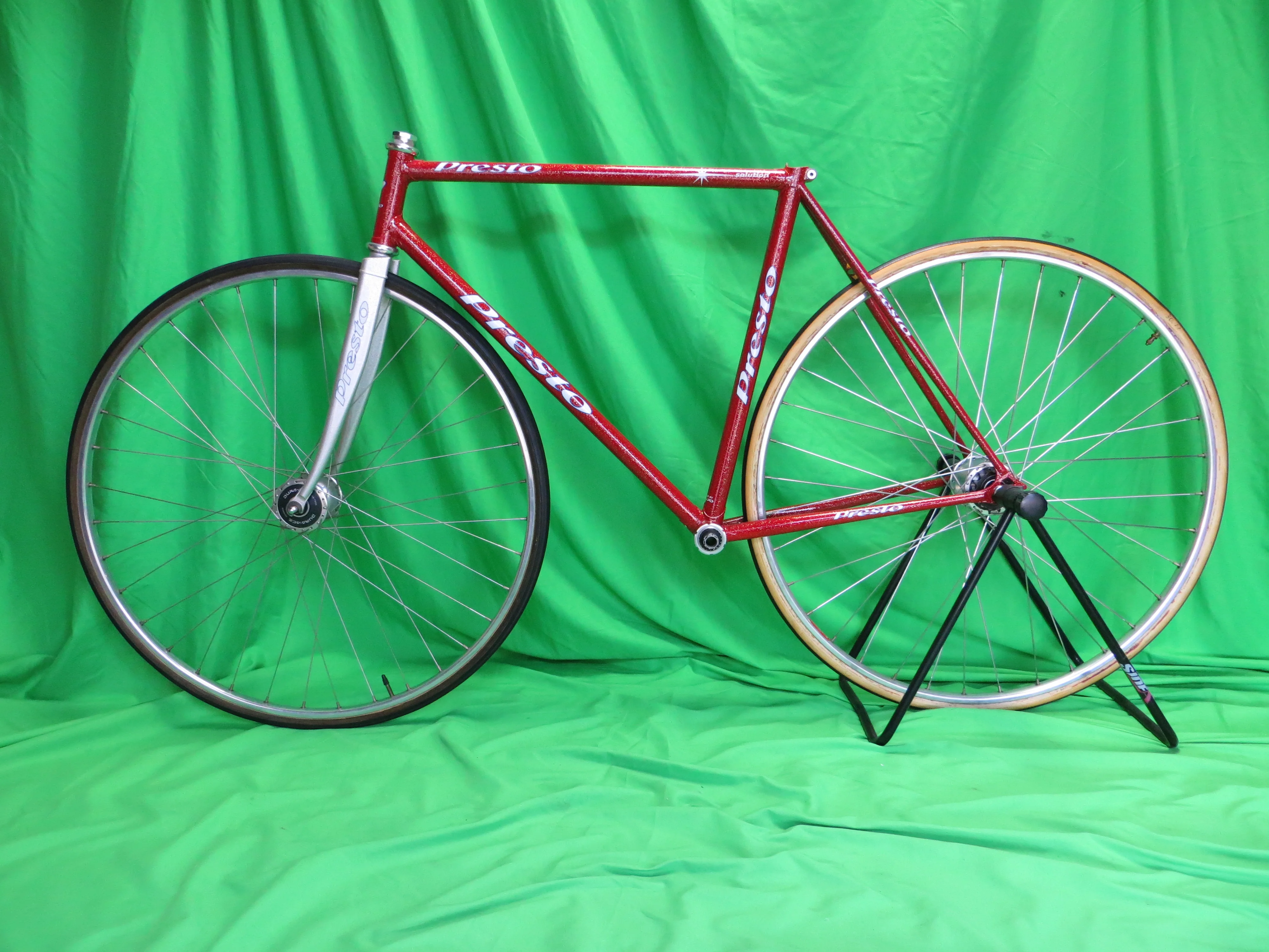 Presto Columbus Max Fork // Red / Silver with Gold Flake // 50.5cm - Image 16