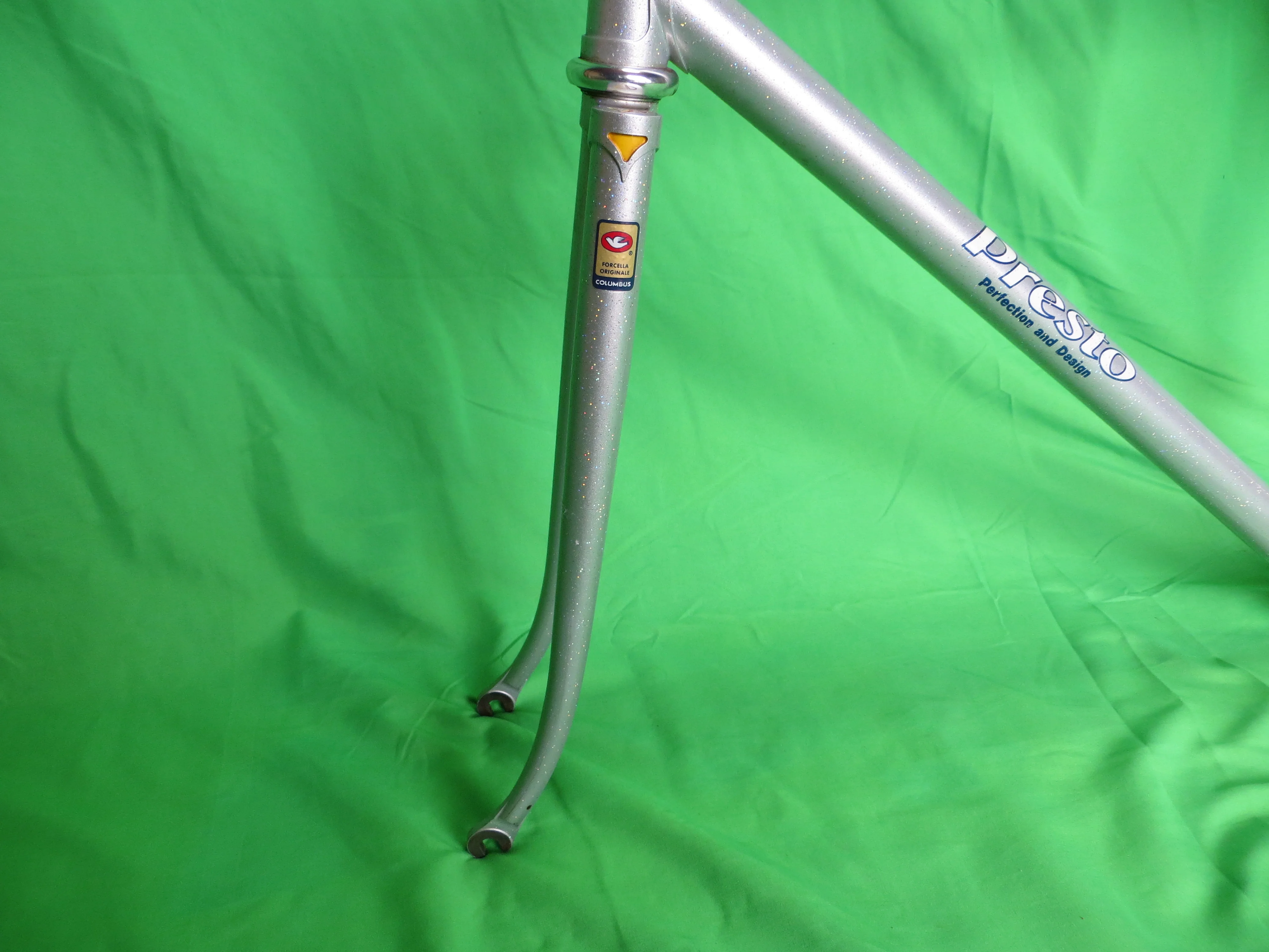PRESTO Columbus Forcella  // Silver with Rainbow Flake  // 52cm - Image 3