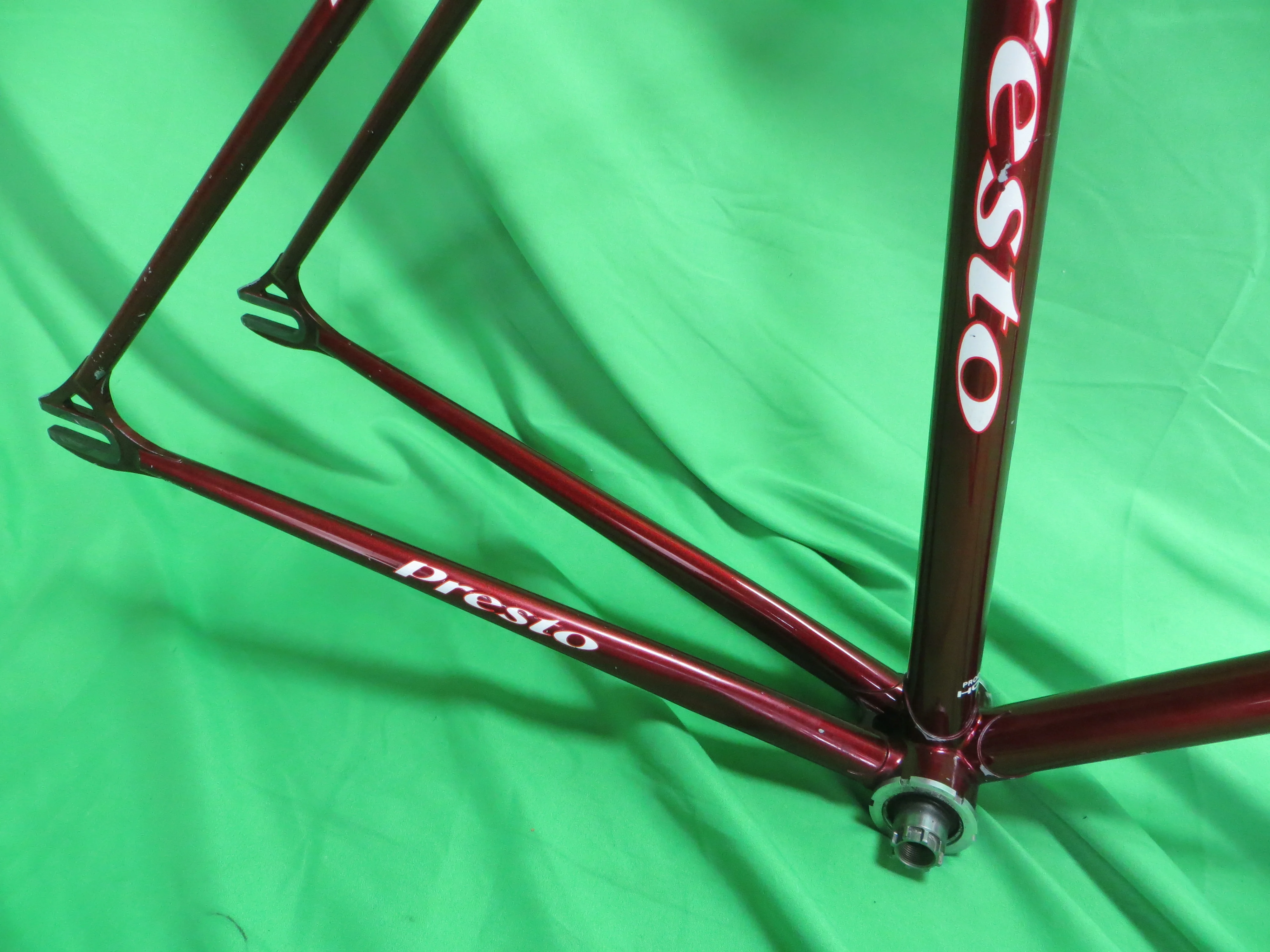 PRESTO // Deep Red Metallic  // 50cm - Image 14