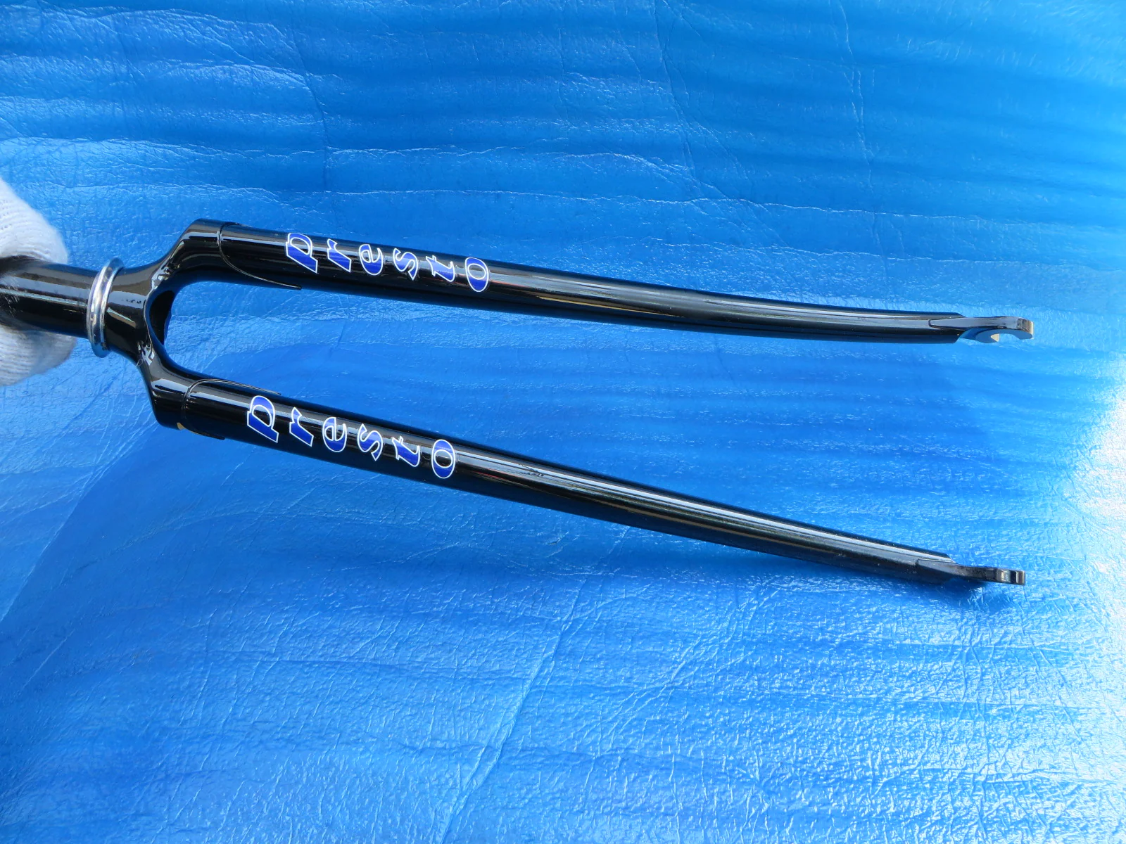 Never Used Presto Front Fork 136mm Steering Column Length /9mm Axle Slot - Image 2