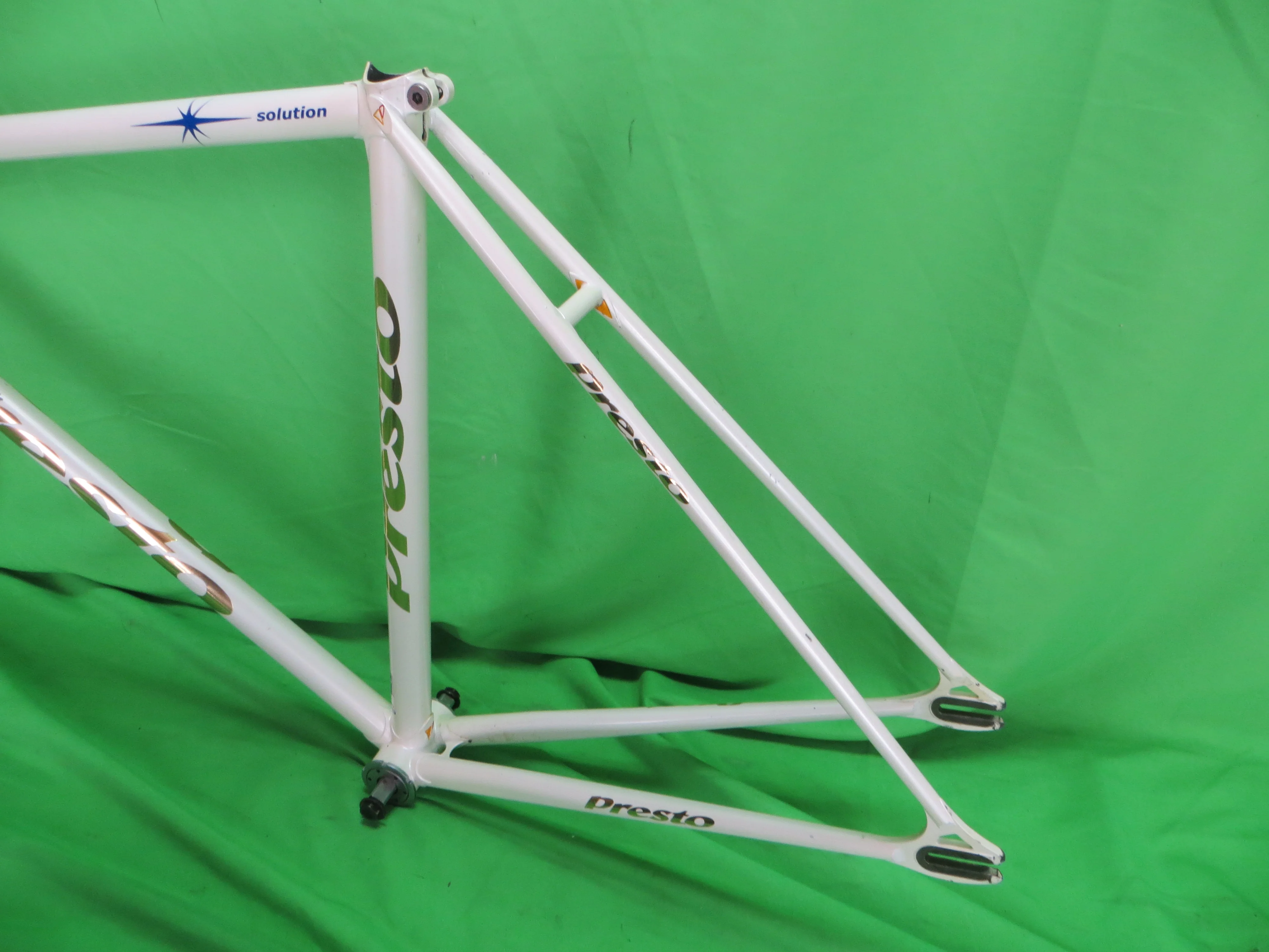 Presto Kaisei 8630R // White // 48.5cm - Image 8