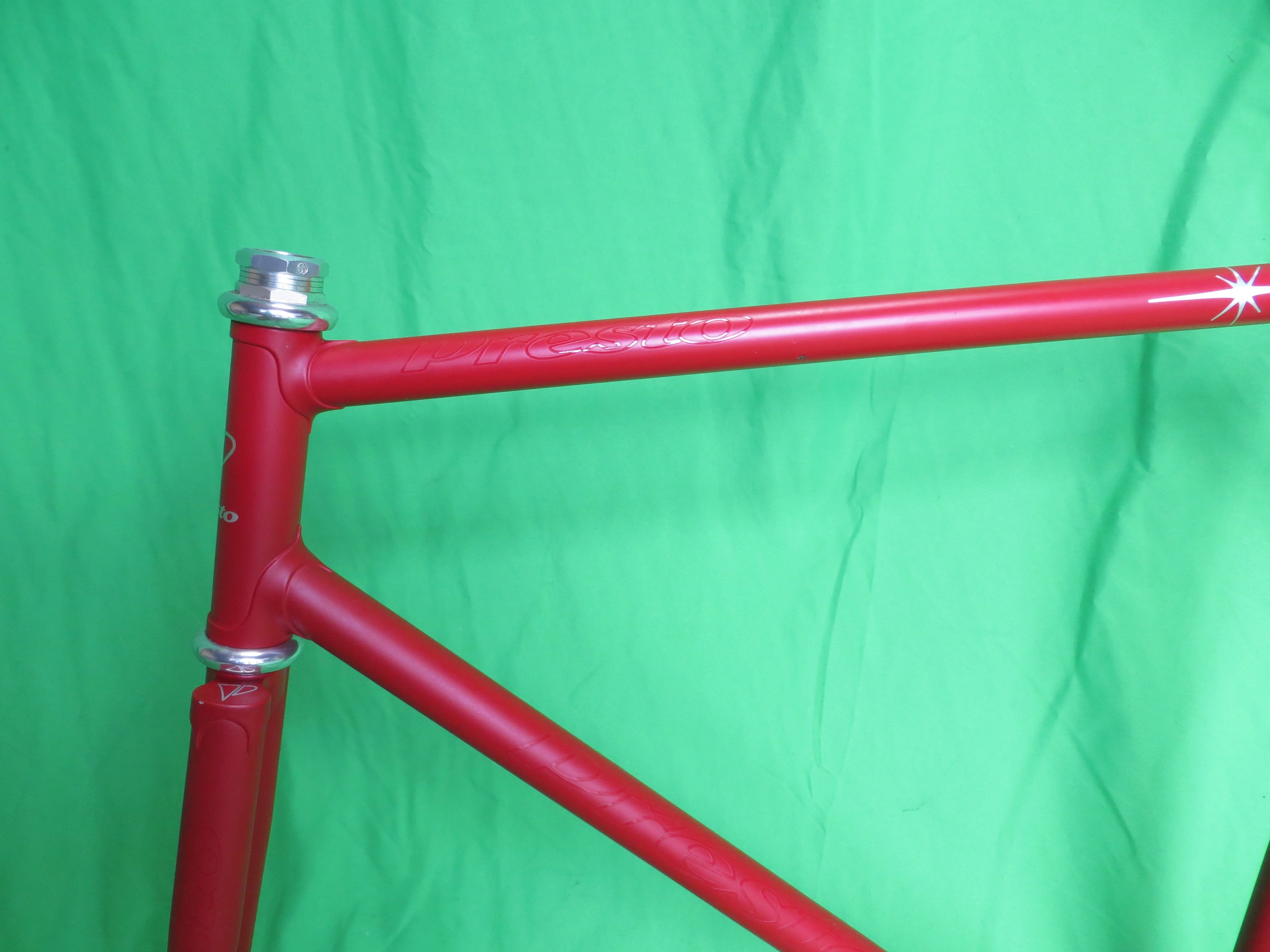 PRESTO // Matte Red // 52cm - Image 4