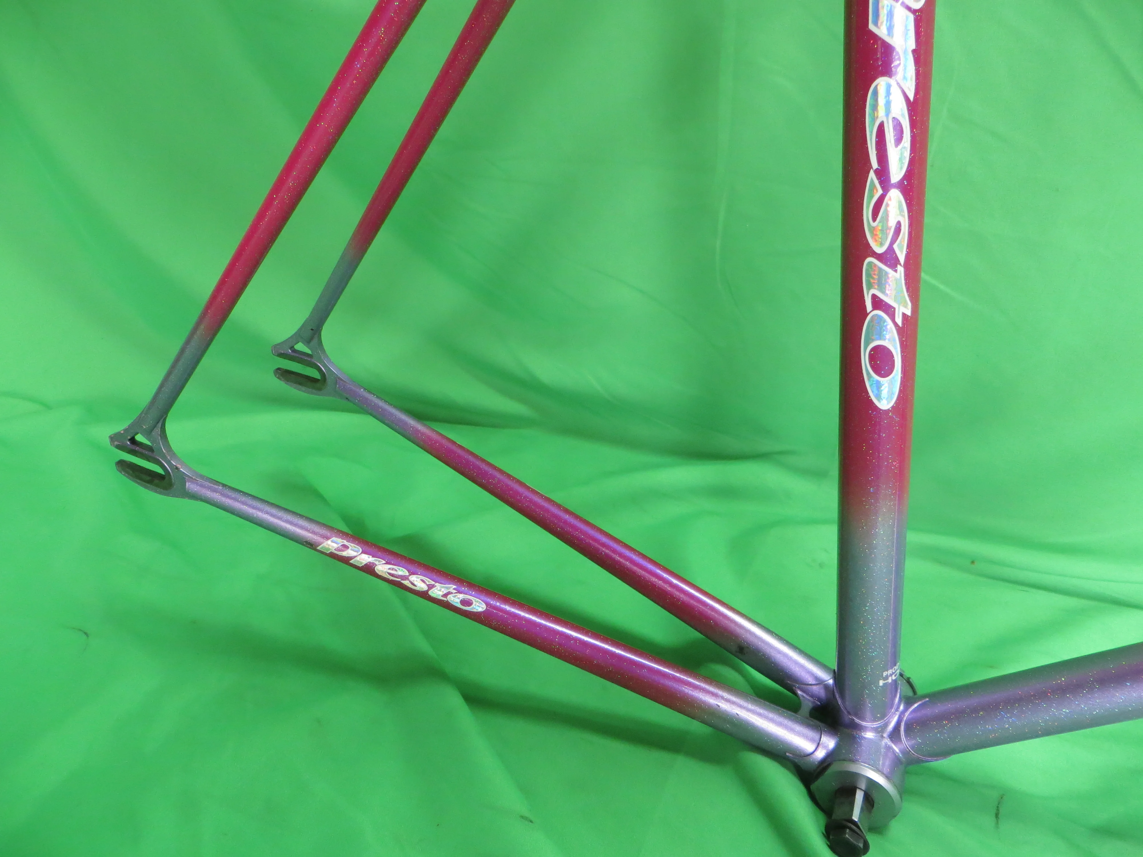 Presto // Ruby Metallic Light Purple Fade with Rainbow Flake // 52cm - Image 14