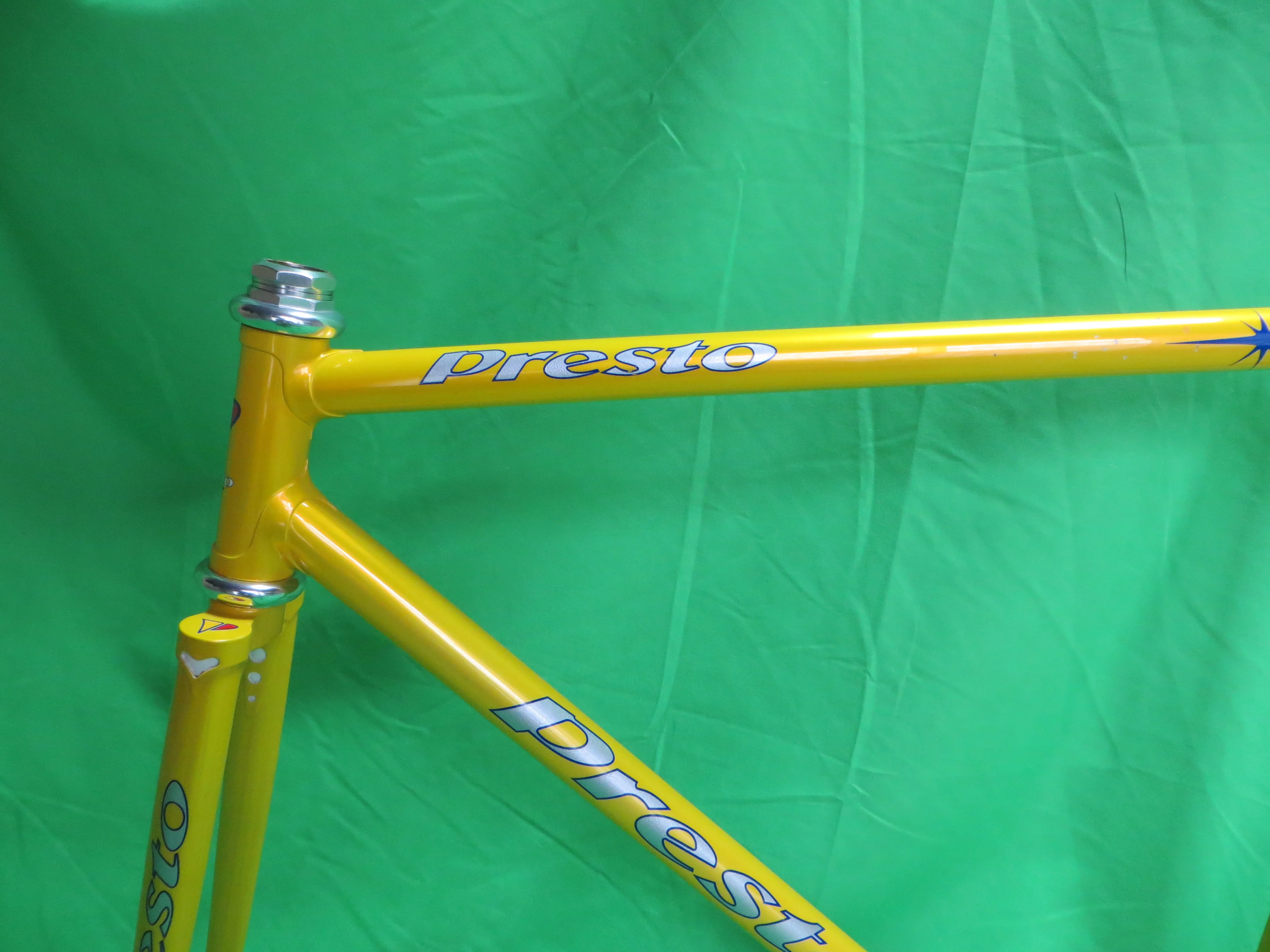 Presto // Yellow Metallic // 50.5cm - Image 4