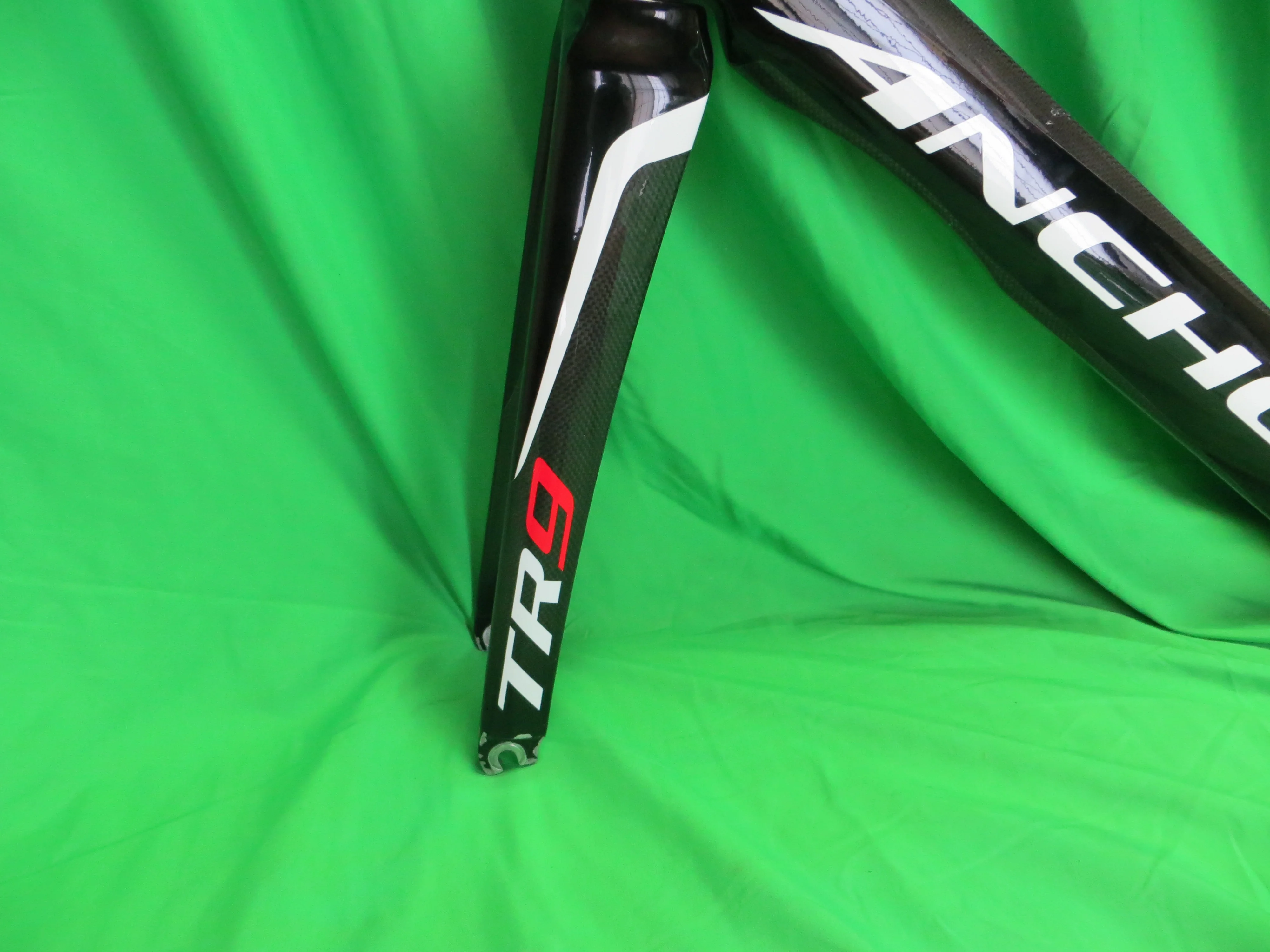 Rare! Anchor TR9 Carbon // Black // 49.5cm UCI NJS Approved - Image 3