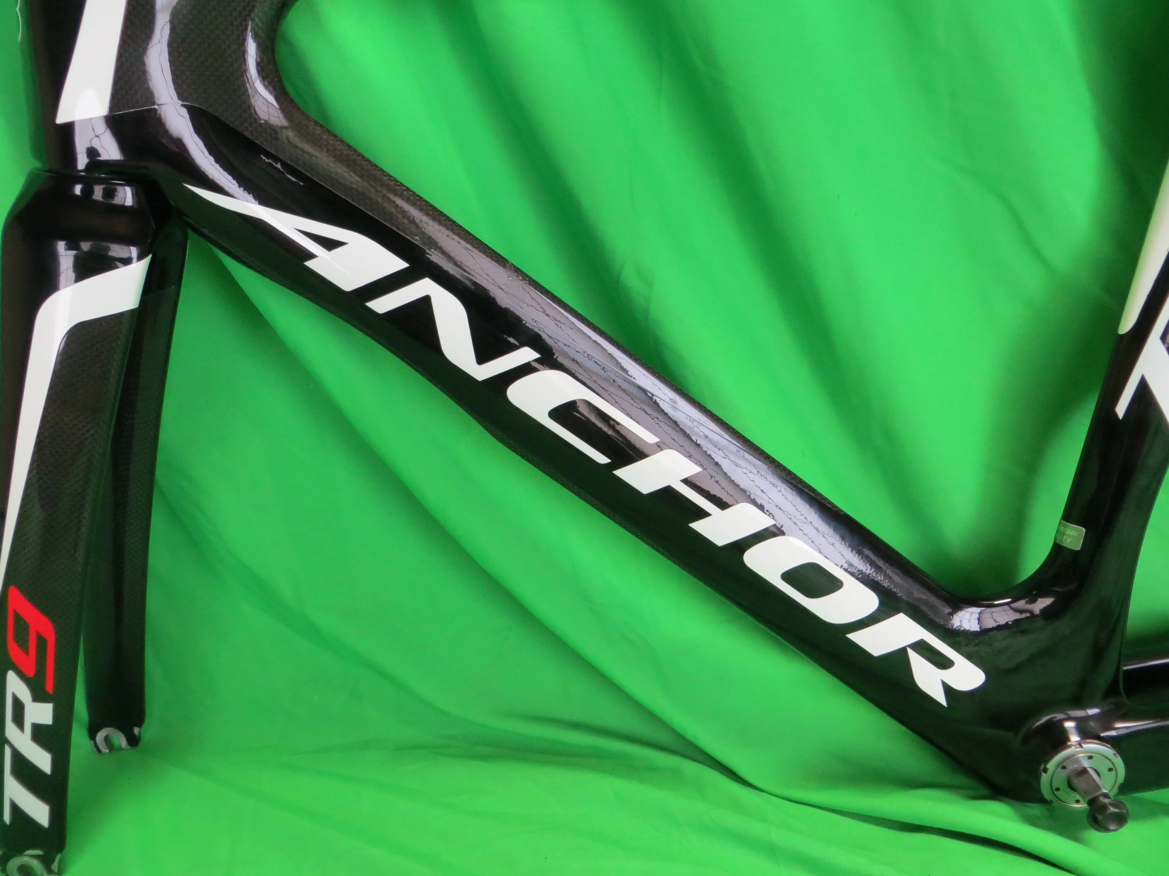 Rare! Anchor TR9 Carbon // Black // 49.5cm UCI NJS Approved - Image 6