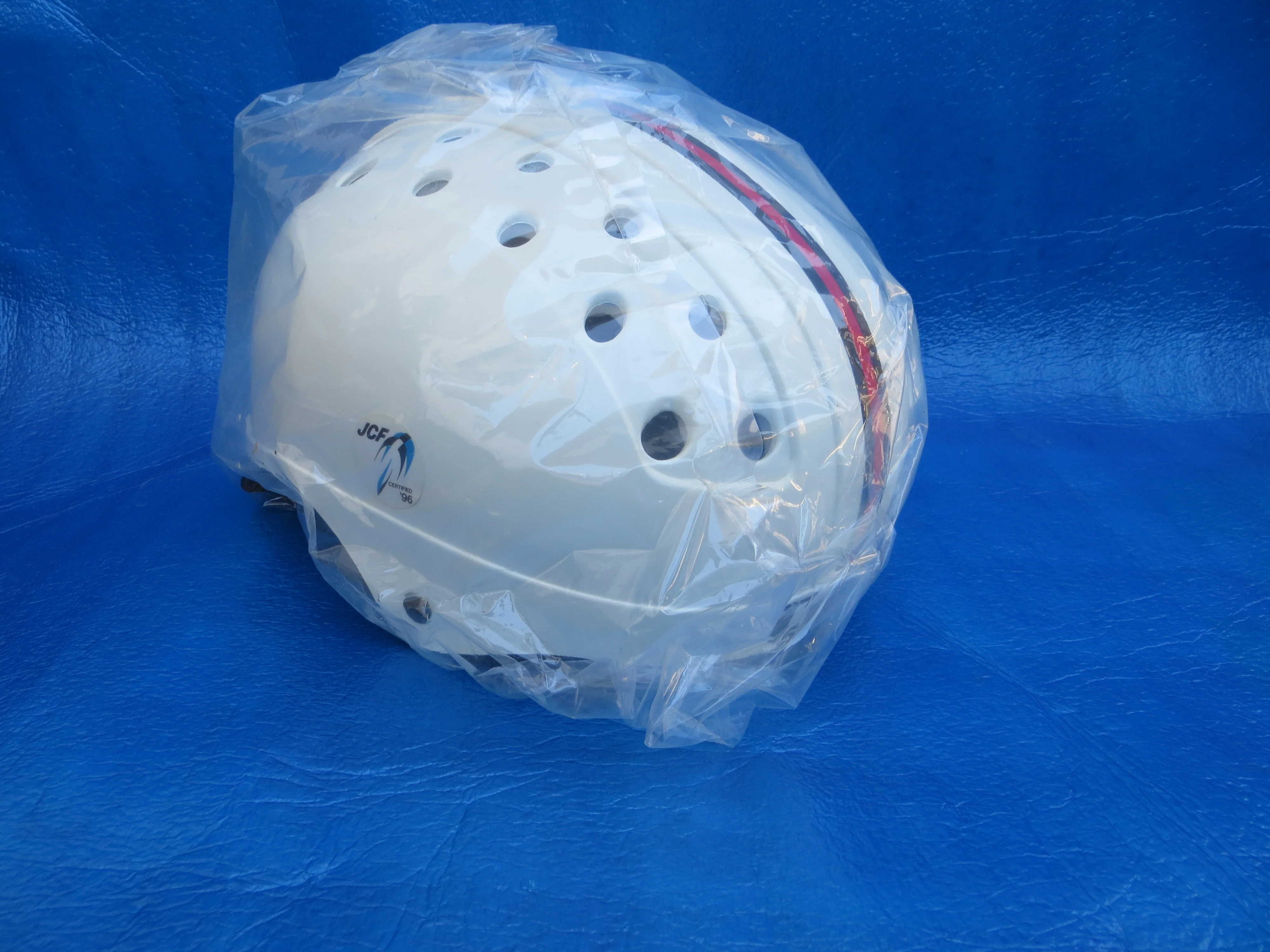 Rare! NOS Never Used OGK CH-202 Track Helmet L-size 59cm-60cm (23120605) - Image 3