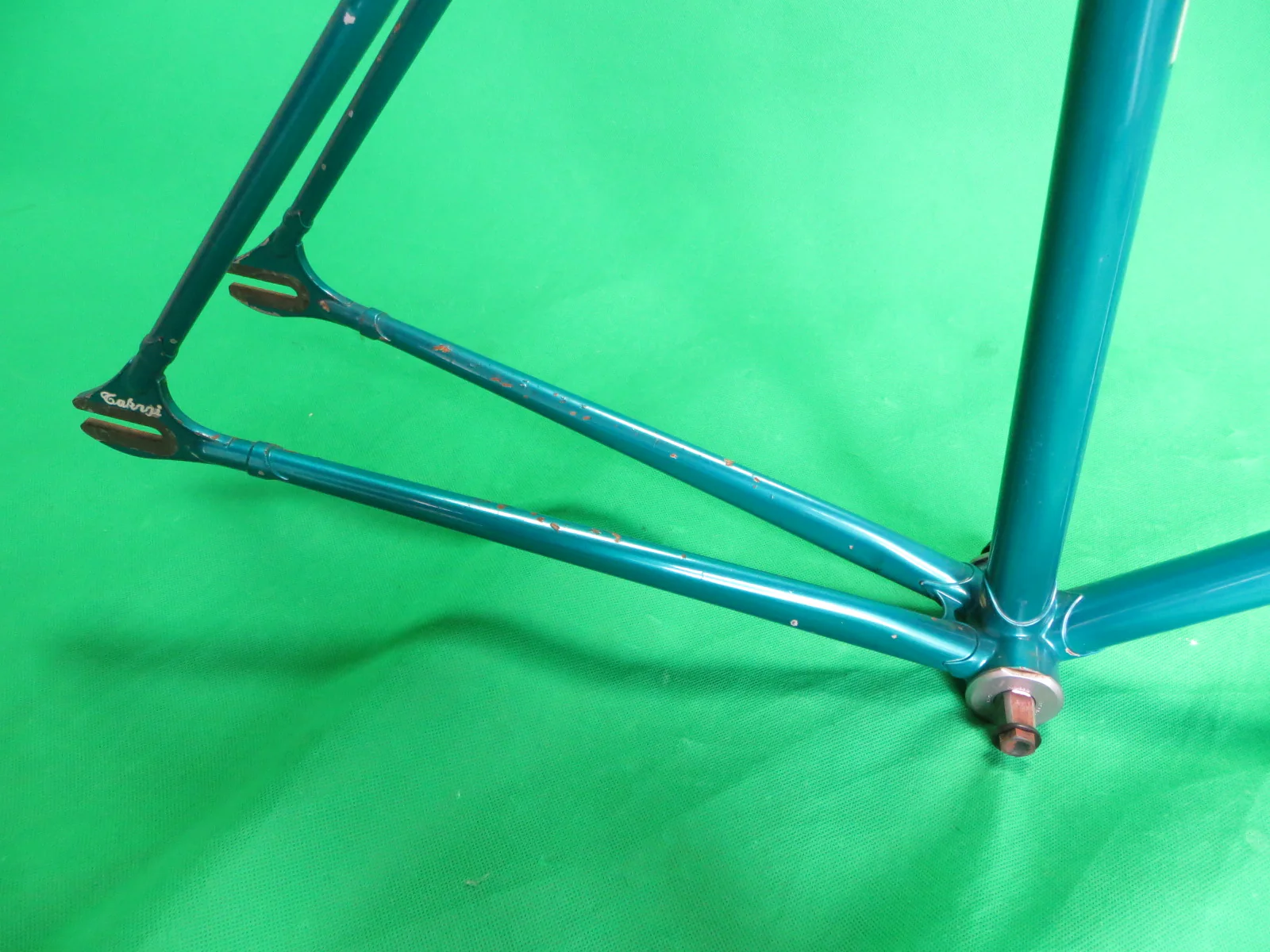 REMINTON // Greyish Emerald 1997 // 51.5cm - Image 14