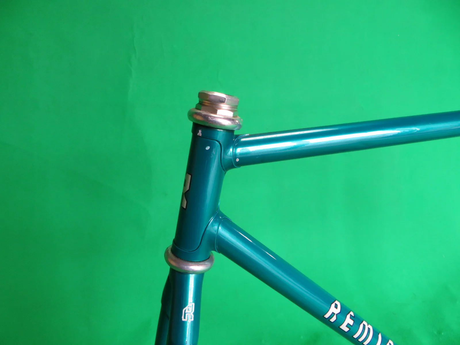 REMINTON // Greyish Emerald 1997 // 51.5cm - Image 2