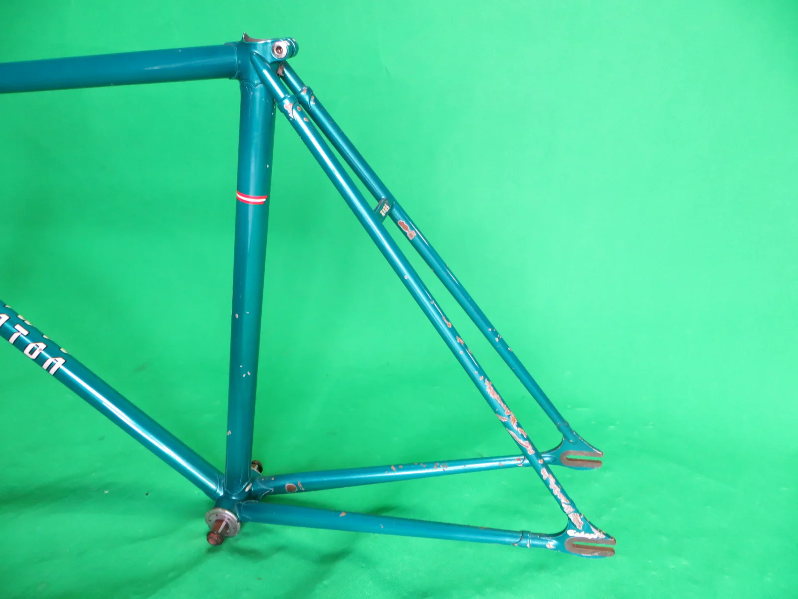 REMINTON // Greyish Emerald 1997 // 51.5cm - Image 8