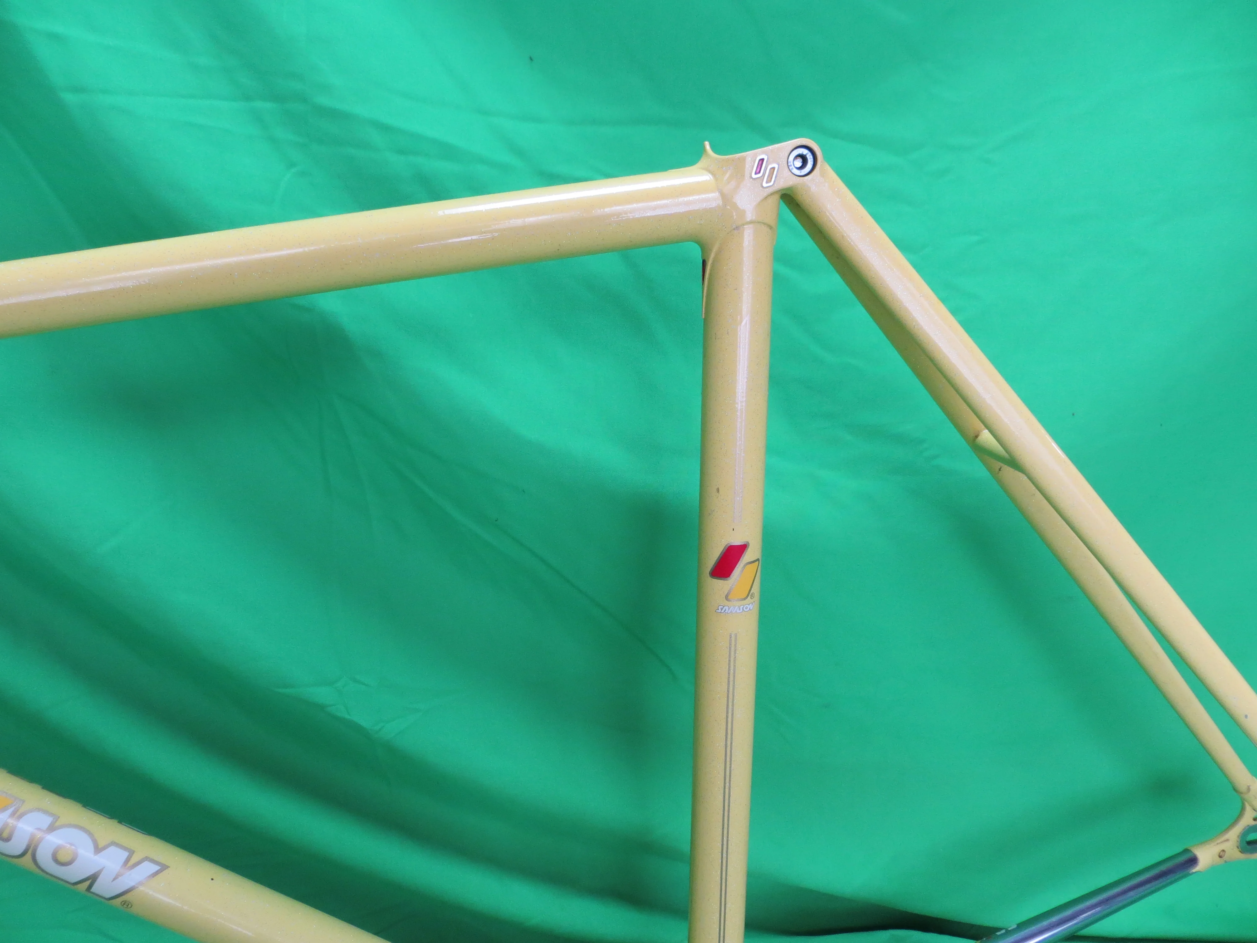 SAMSON Illusion // Yellow with rainbow flake // 50cm - Image 5