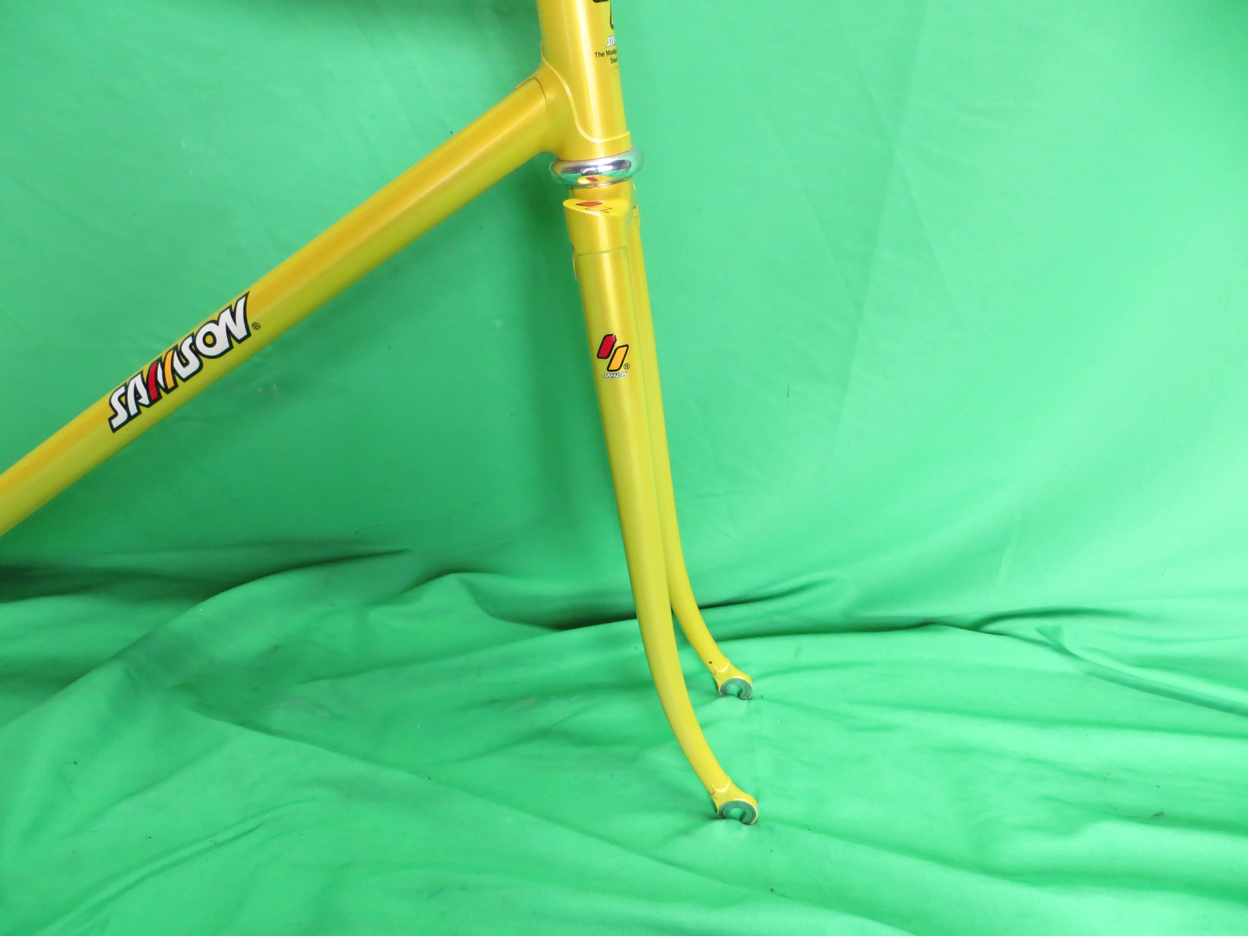 Samson Reynolds 853 // Yellow Metallic // 51cm - Image 10