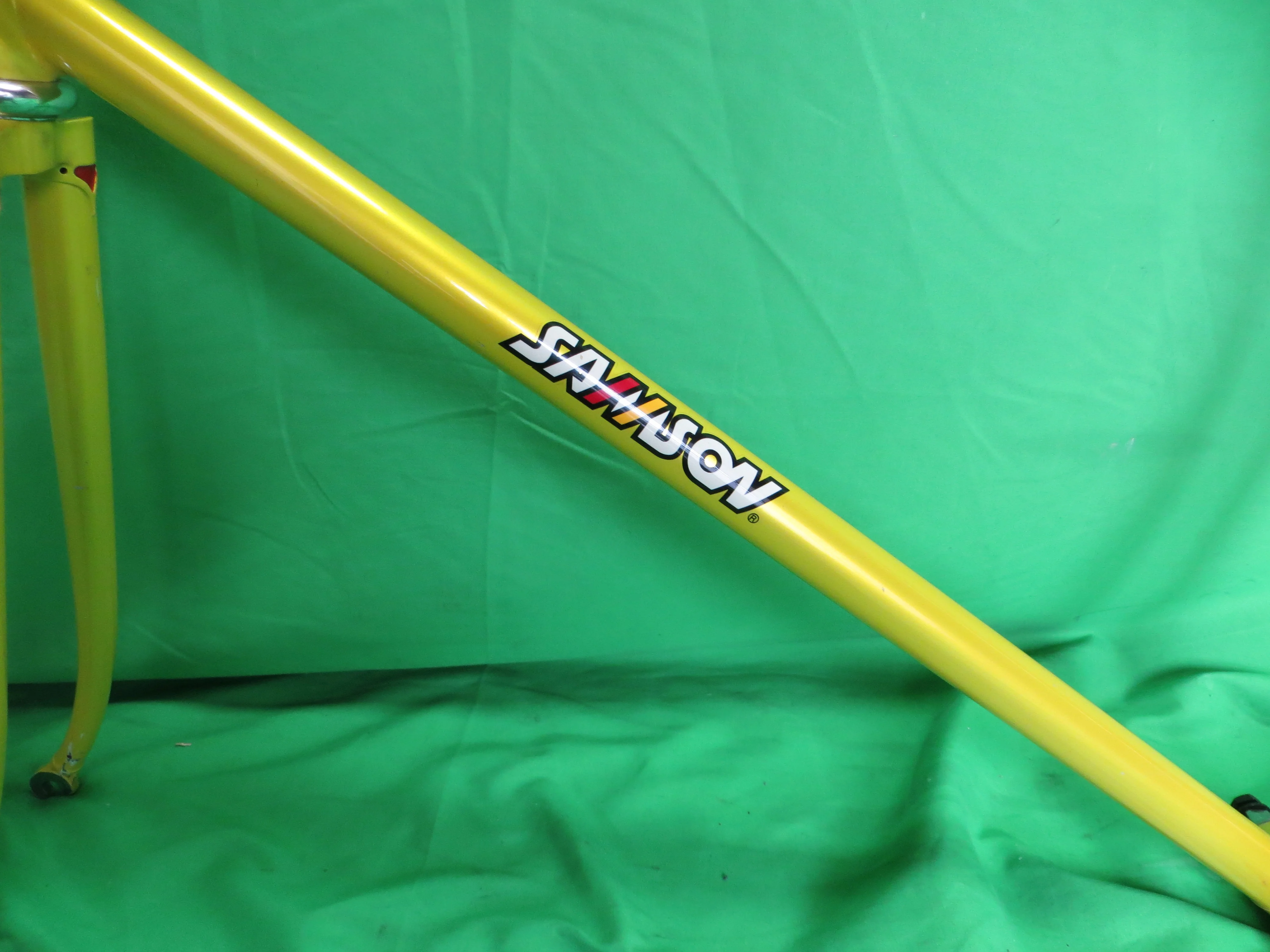 Samson Reynolds 853 // Yellow Metallic // 51cm - Image 6