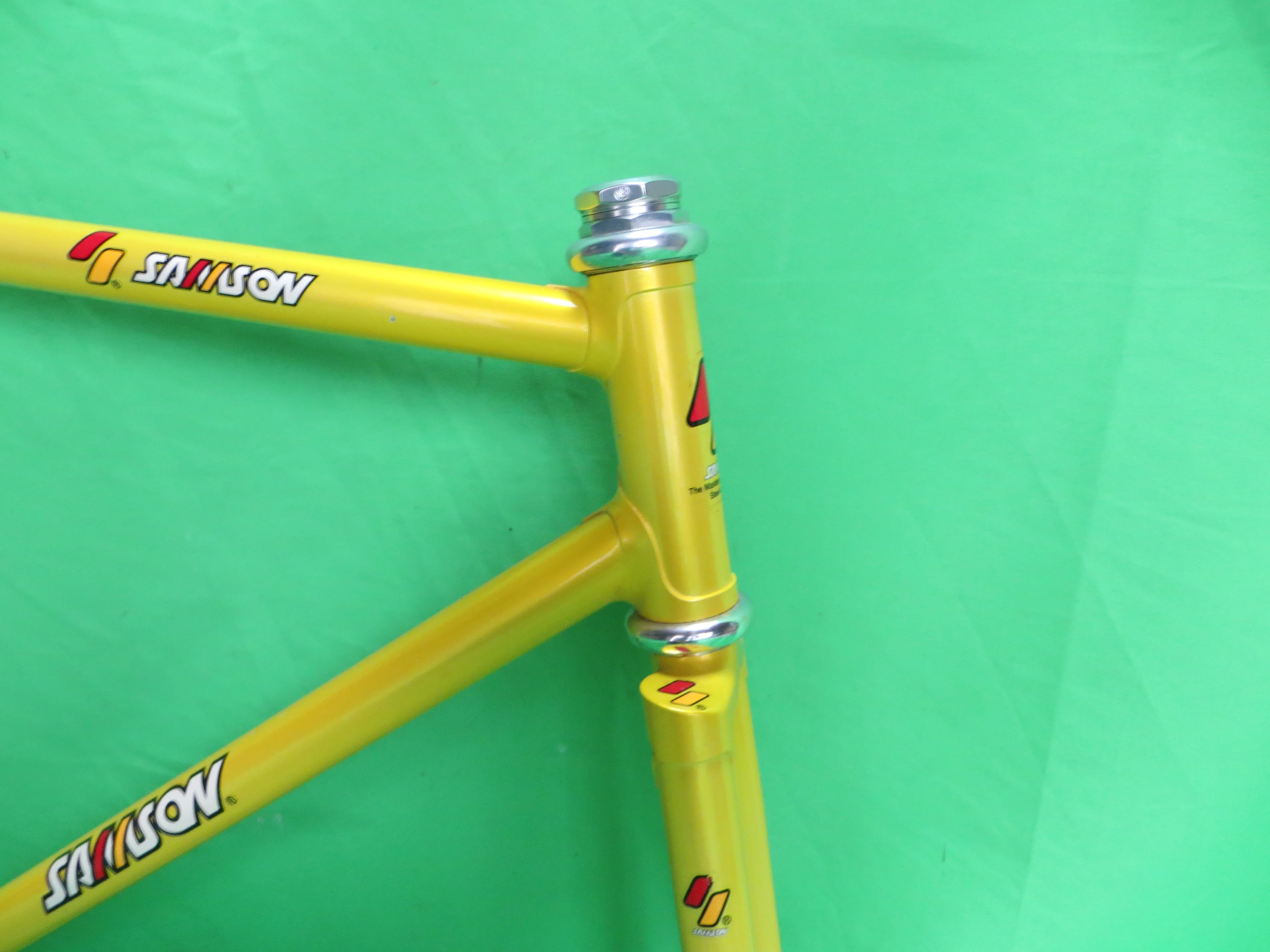 Samson Reynolds 853 // Yellow Metallic // 51cm - Image 9