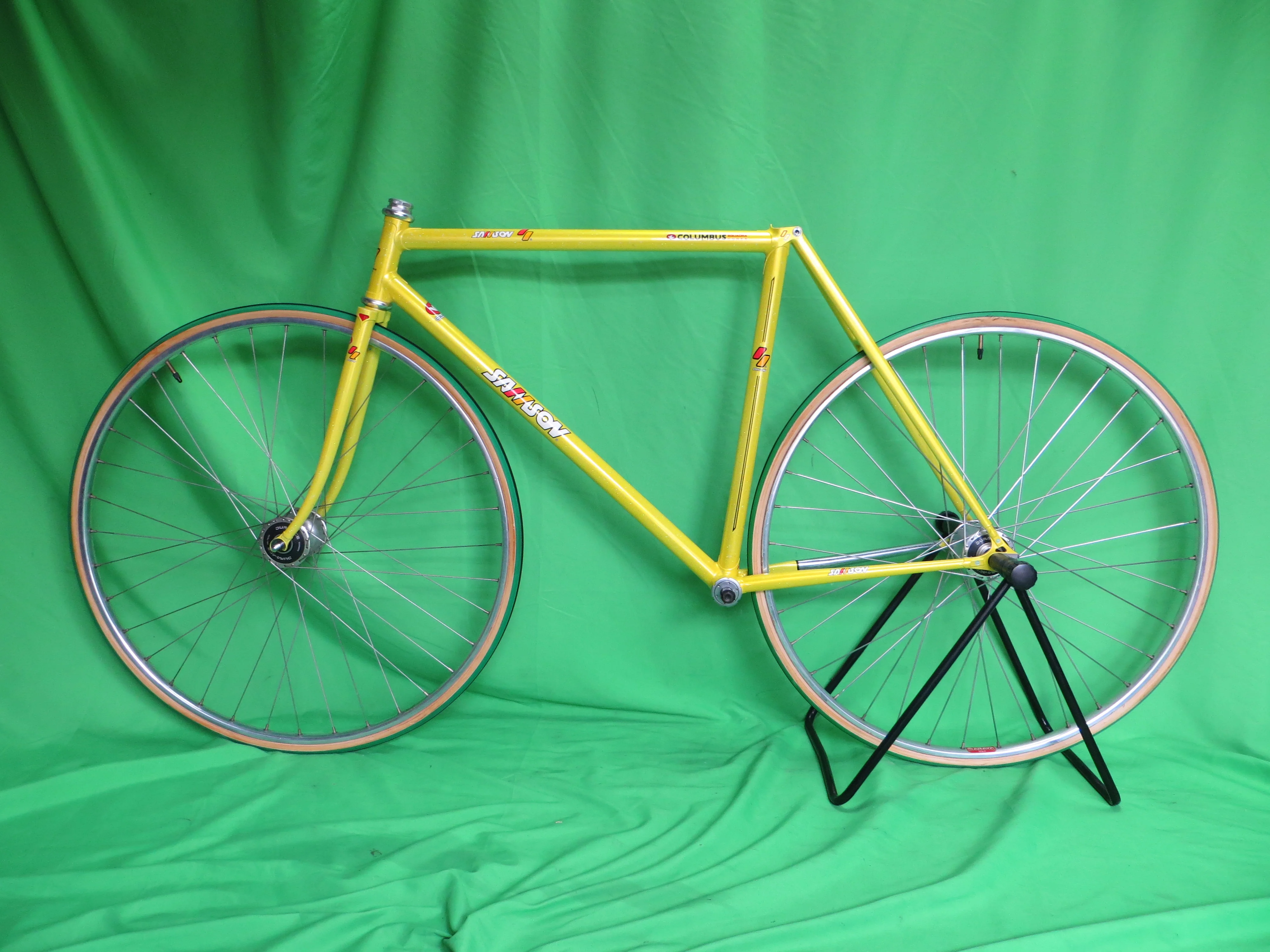 Samson // Lemon Yellow with Rainbow Flake // 51cm - Image 18