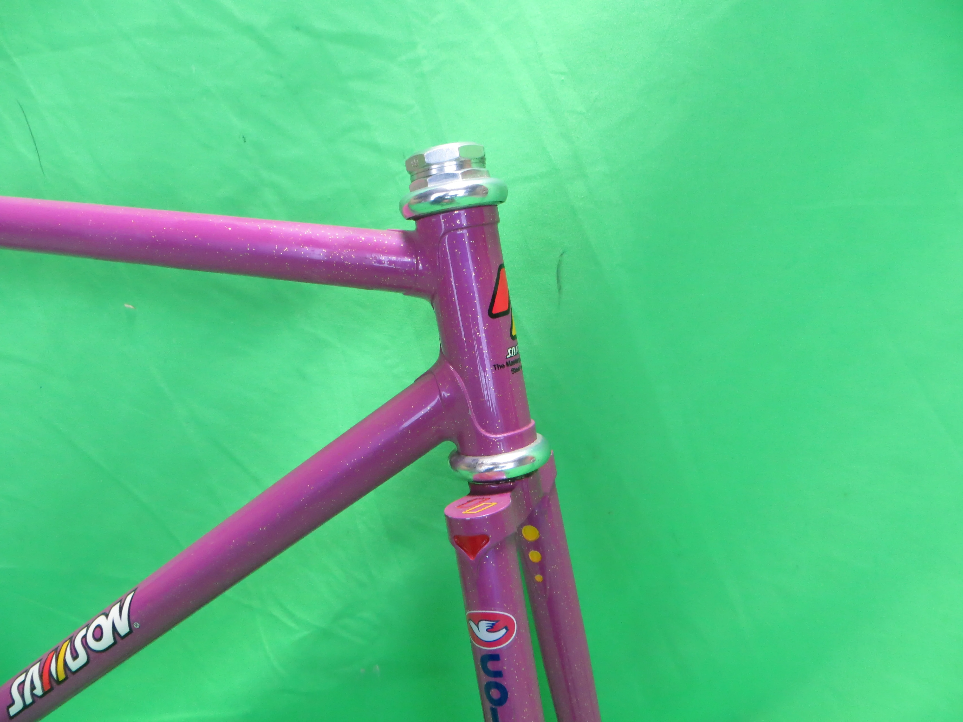 90's Samson// Purplish Pink with Gold Flake // 49.5cm - Image 9