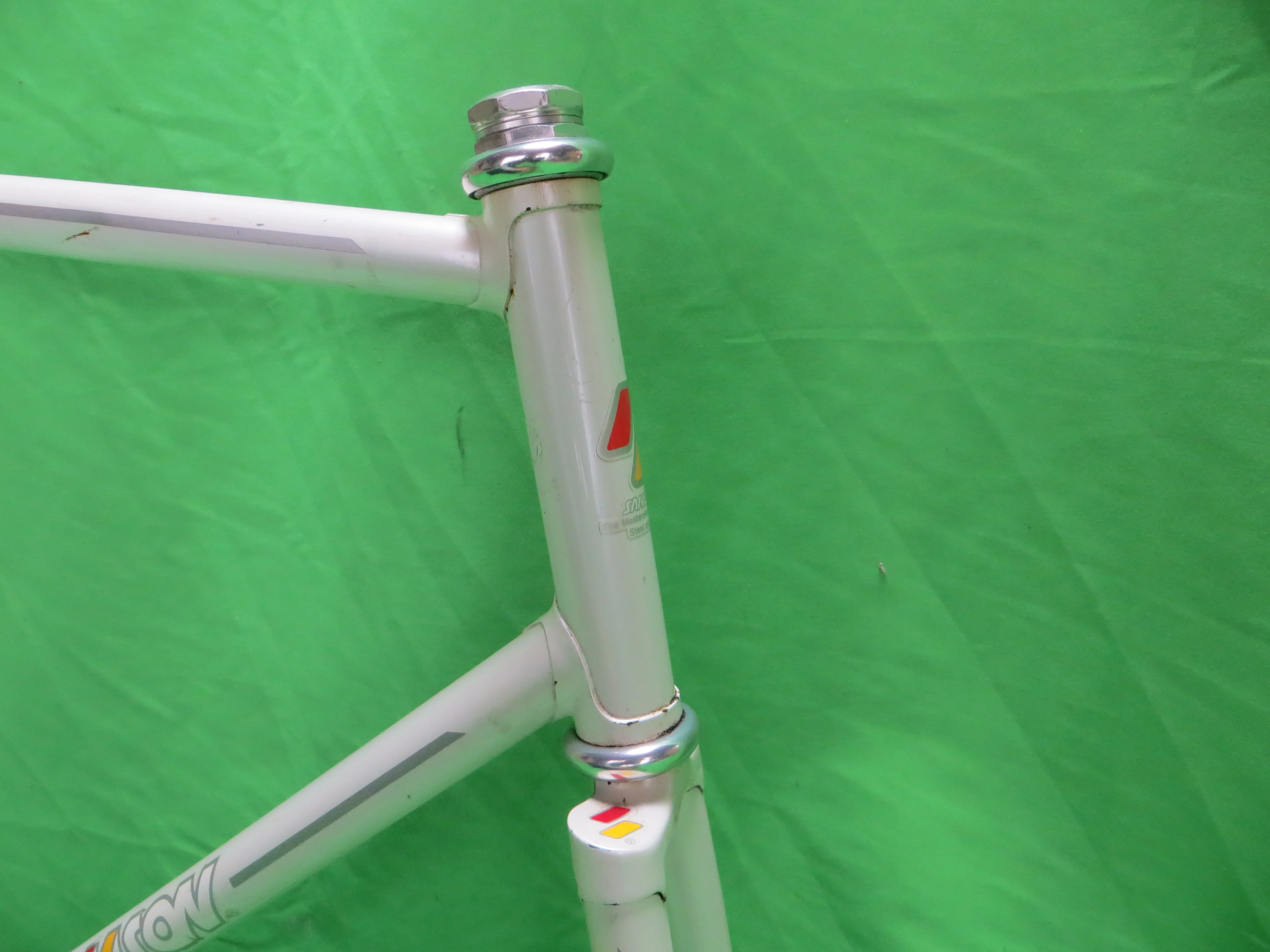 Samson// White // 57.5cm - Image 10